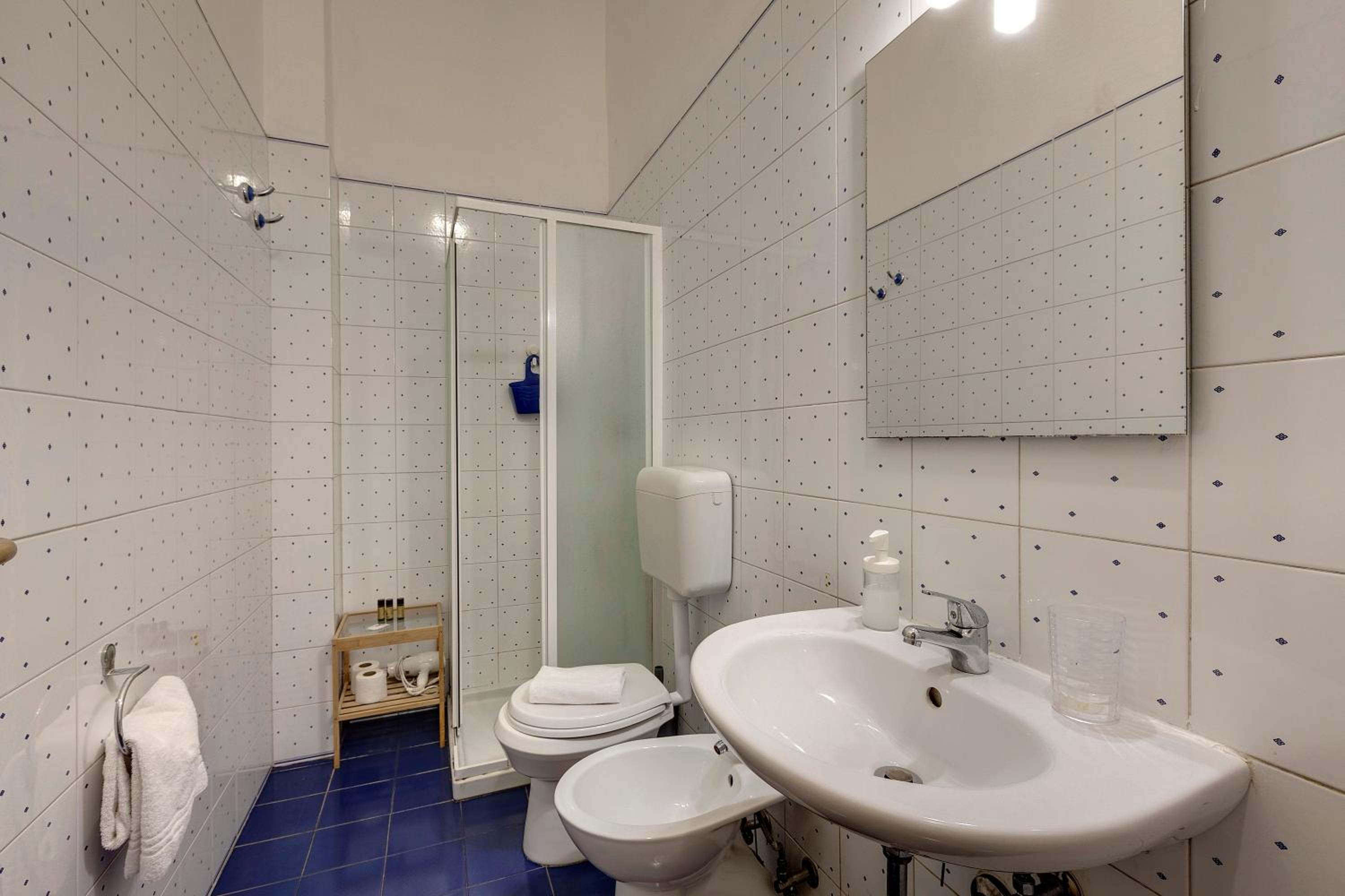 Apartment - Ground Floor photo 3