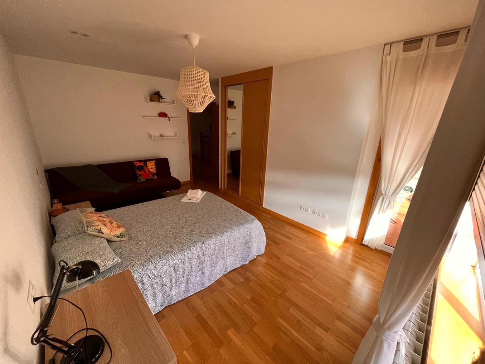 Three-Bedroom House - Photo 9