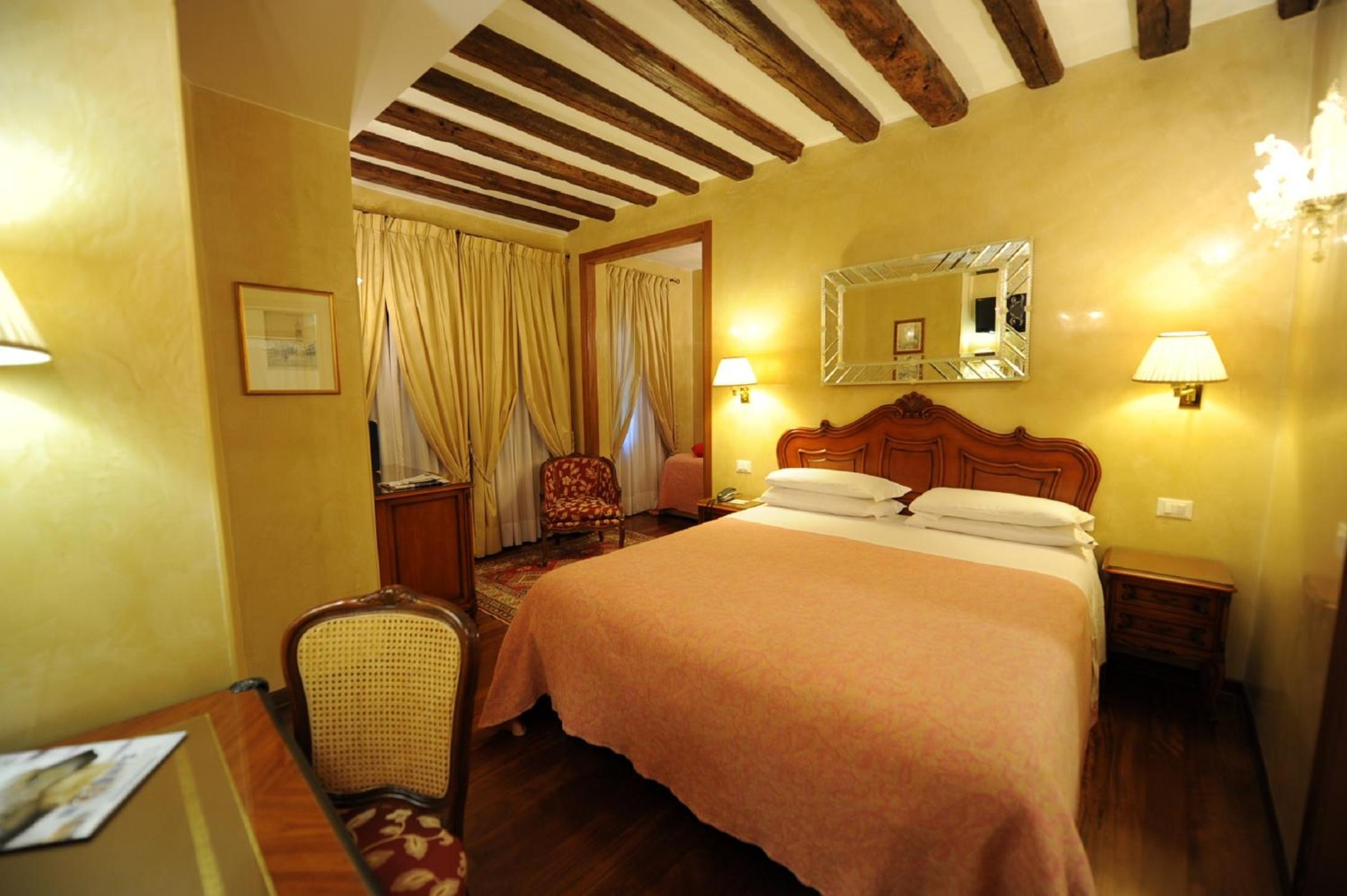 Quadruple Room photo 2