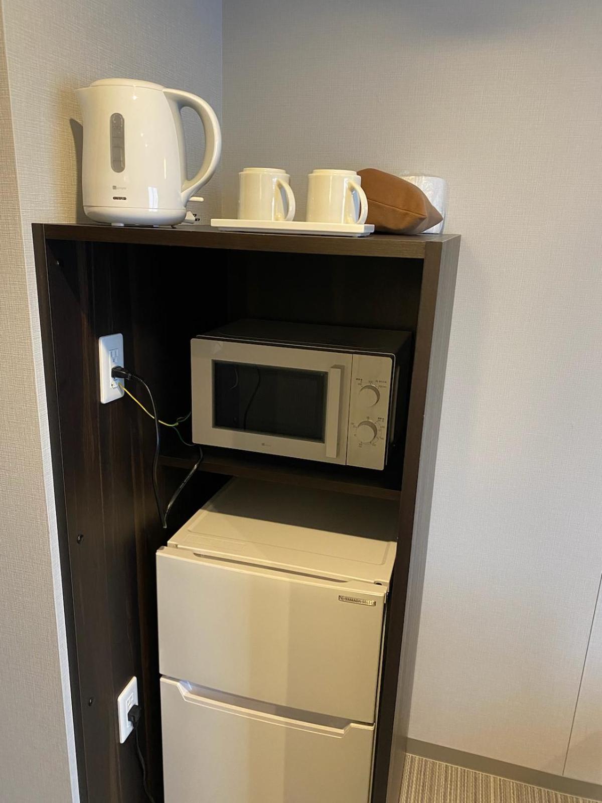 Small Twin Room - Non-Smoking - Photo 3