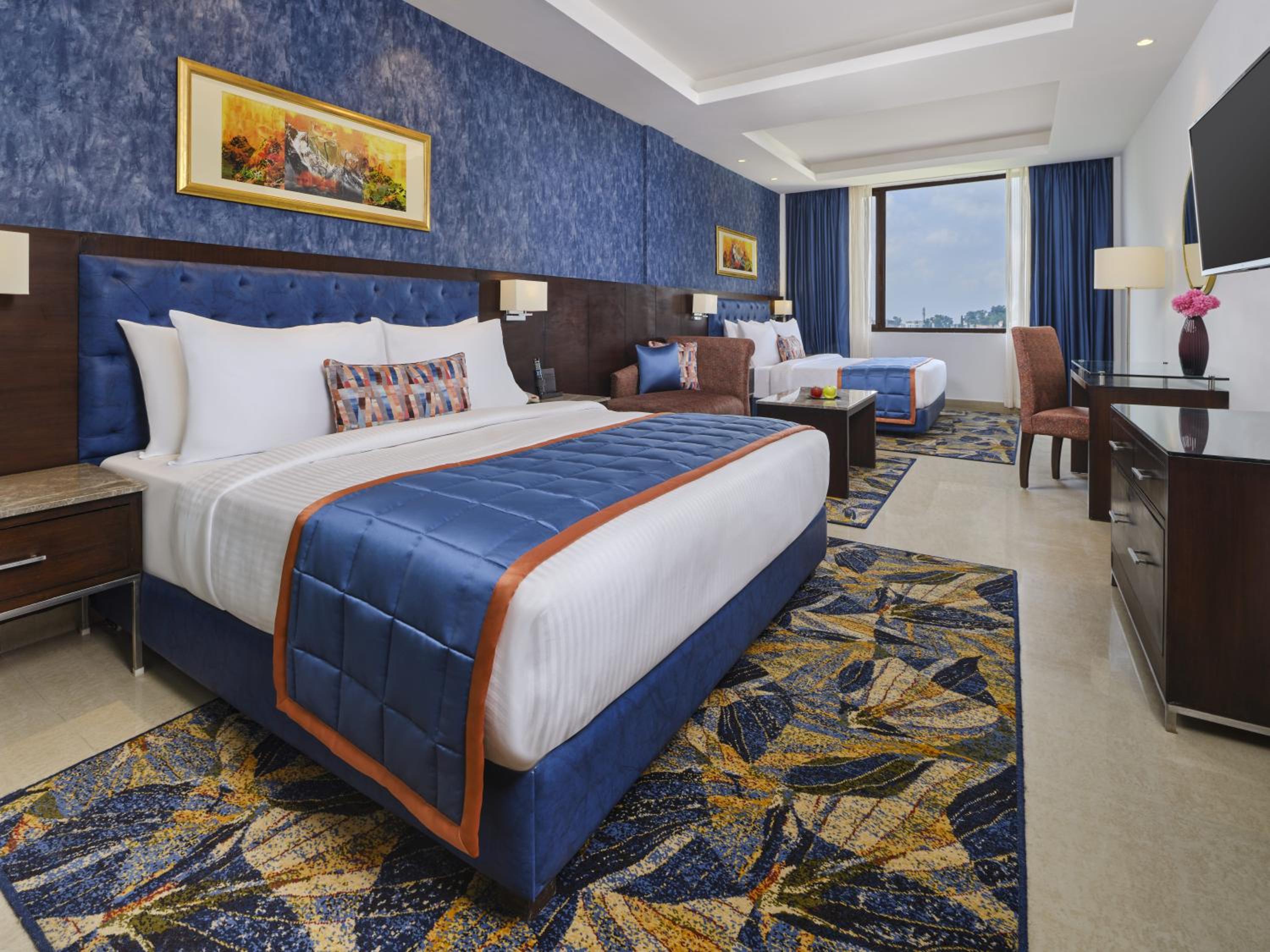 Family Room with Complimentary taxi stand transfer to Banganga/ Helipad , 15% off on Spa ( 30 min ), 15% off on F&B, 20% off on laundry per room per stay - Photo 1