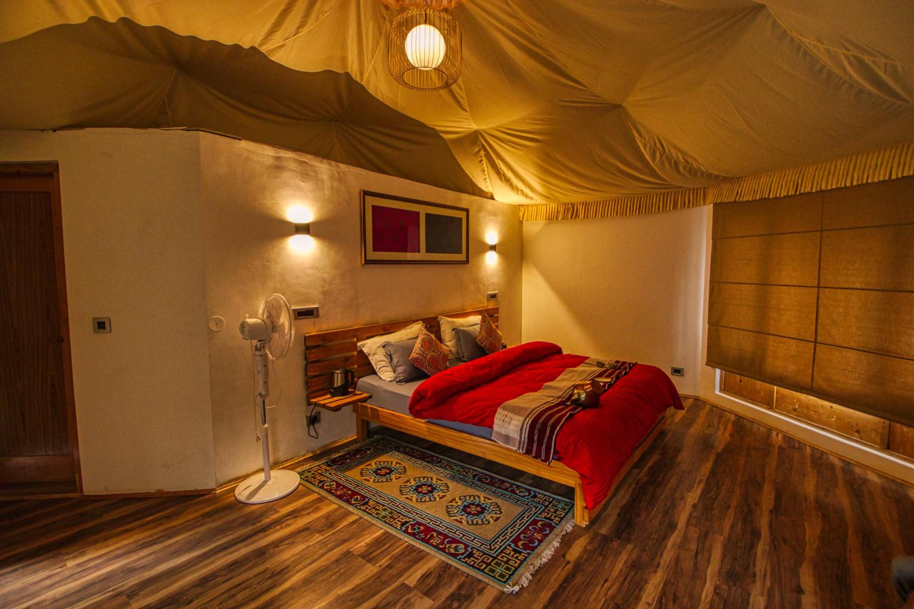 Deluxe Double or Twin Room with Mountain View - Photo 5