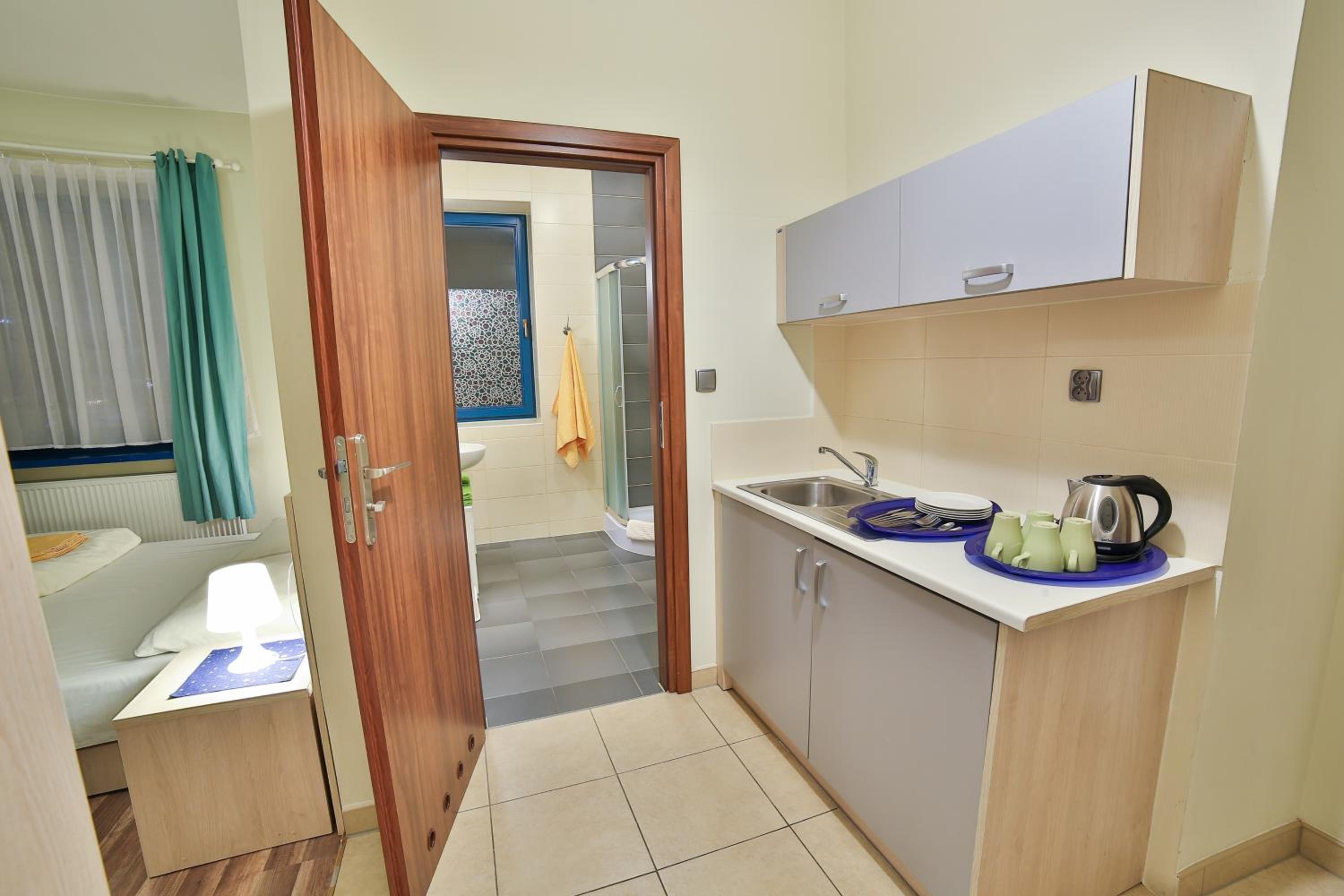 Quadruple Room - Photo 2