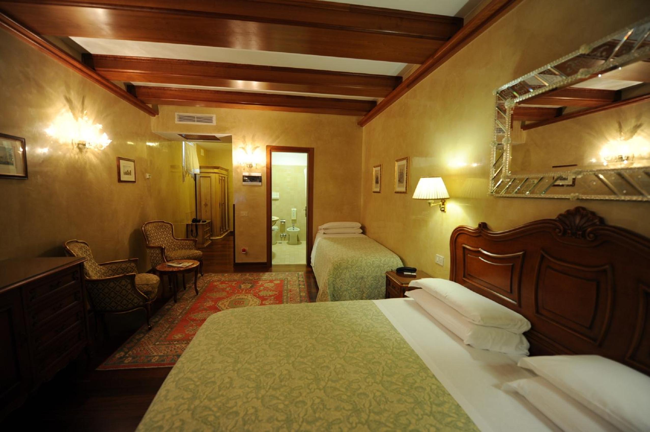 Triple Room photo 2
