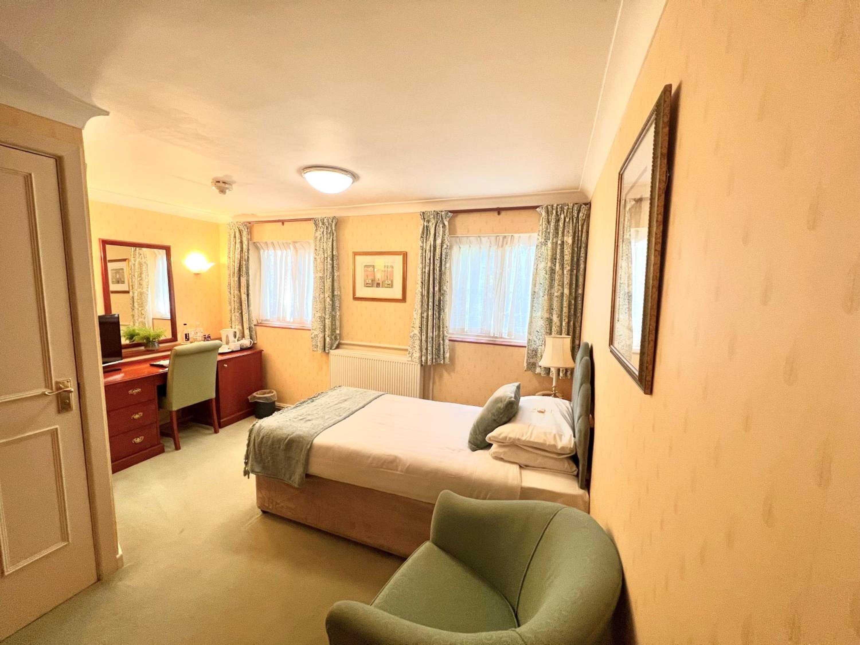 Single Room photo 2