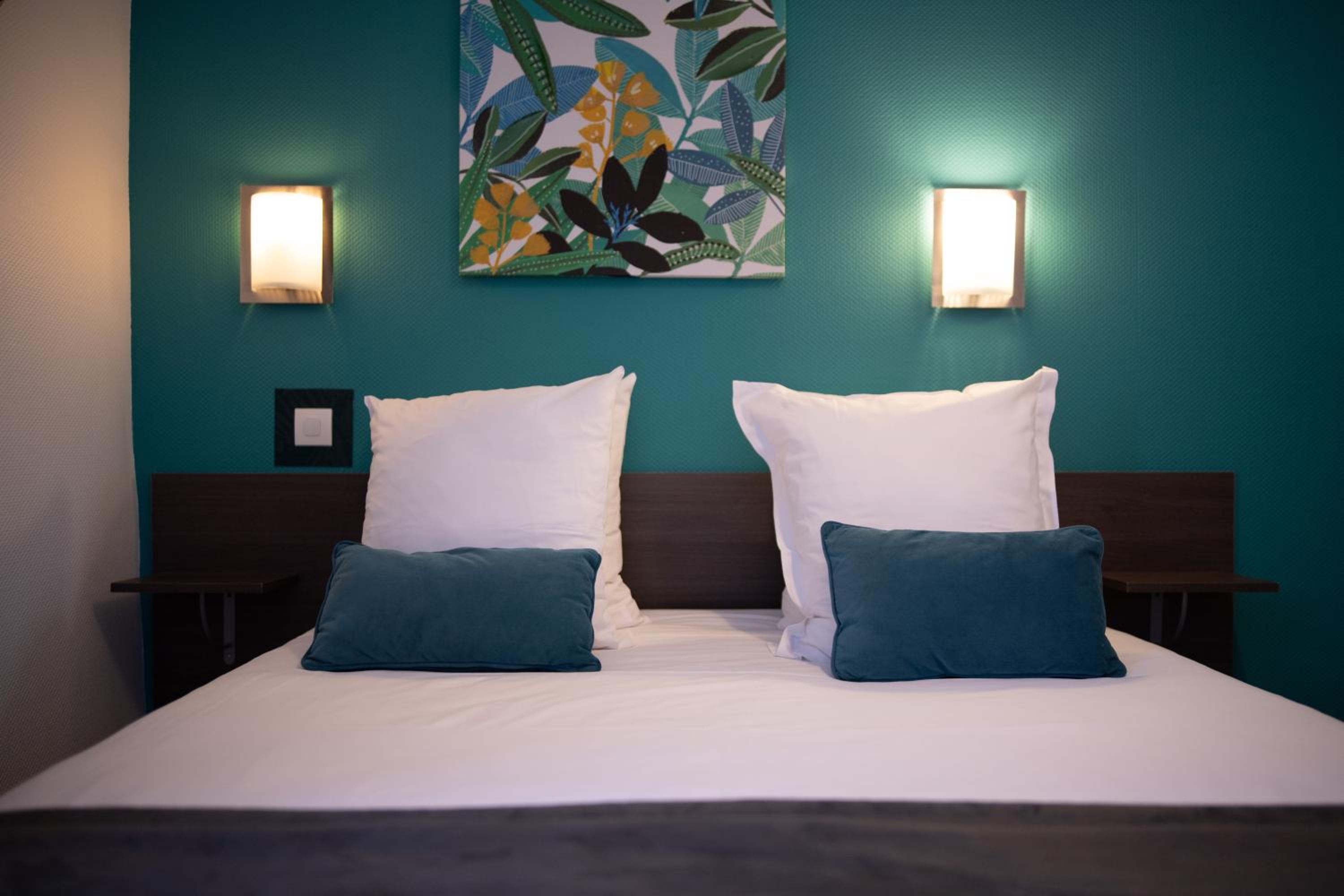 Double Room - Photo 3