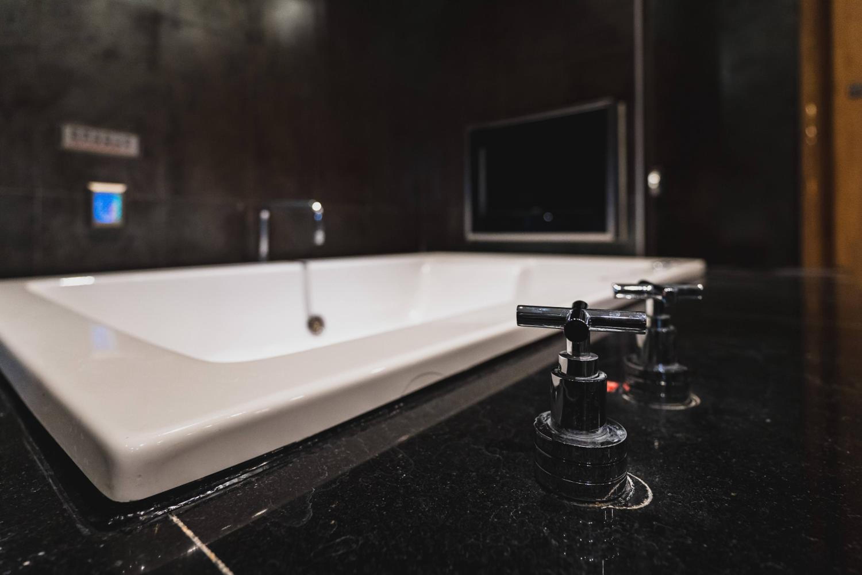 SLuxury Double Room - C(Check in after 21:00) - Photo 17