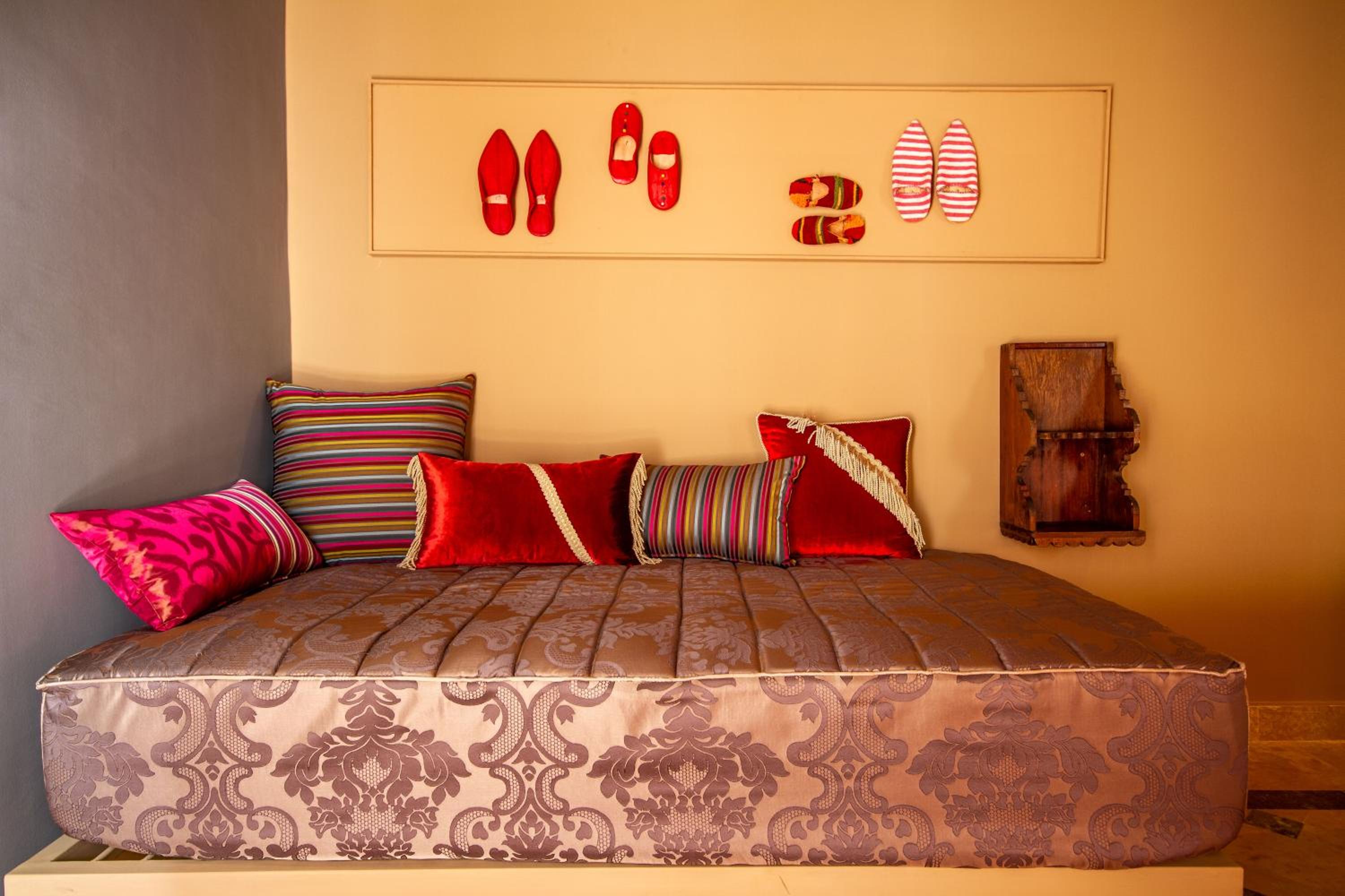 Deluxe Triple Room - Photo 10