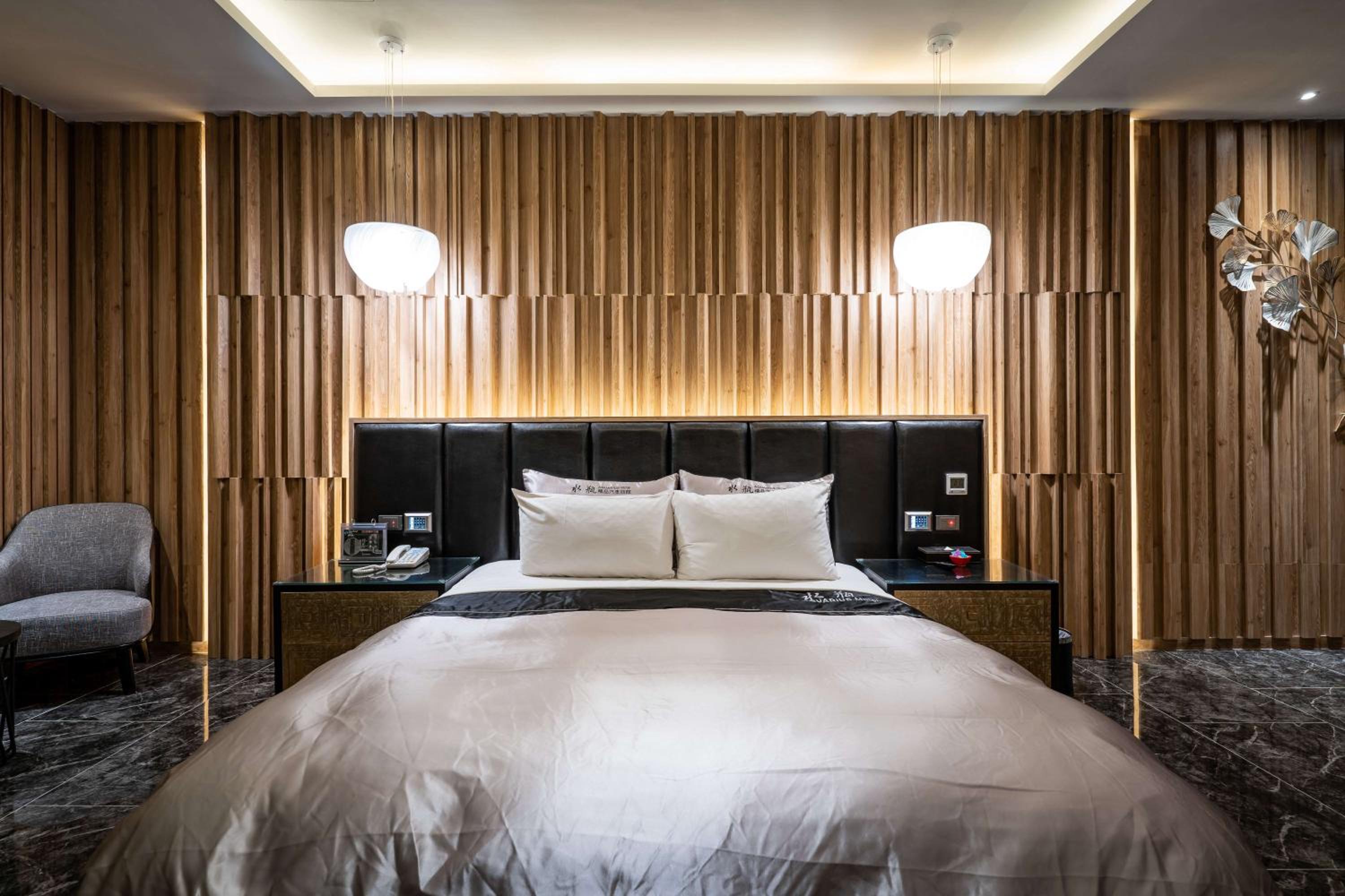 SLuxury Double Room - C(Check in after 21:00) - Photo 14