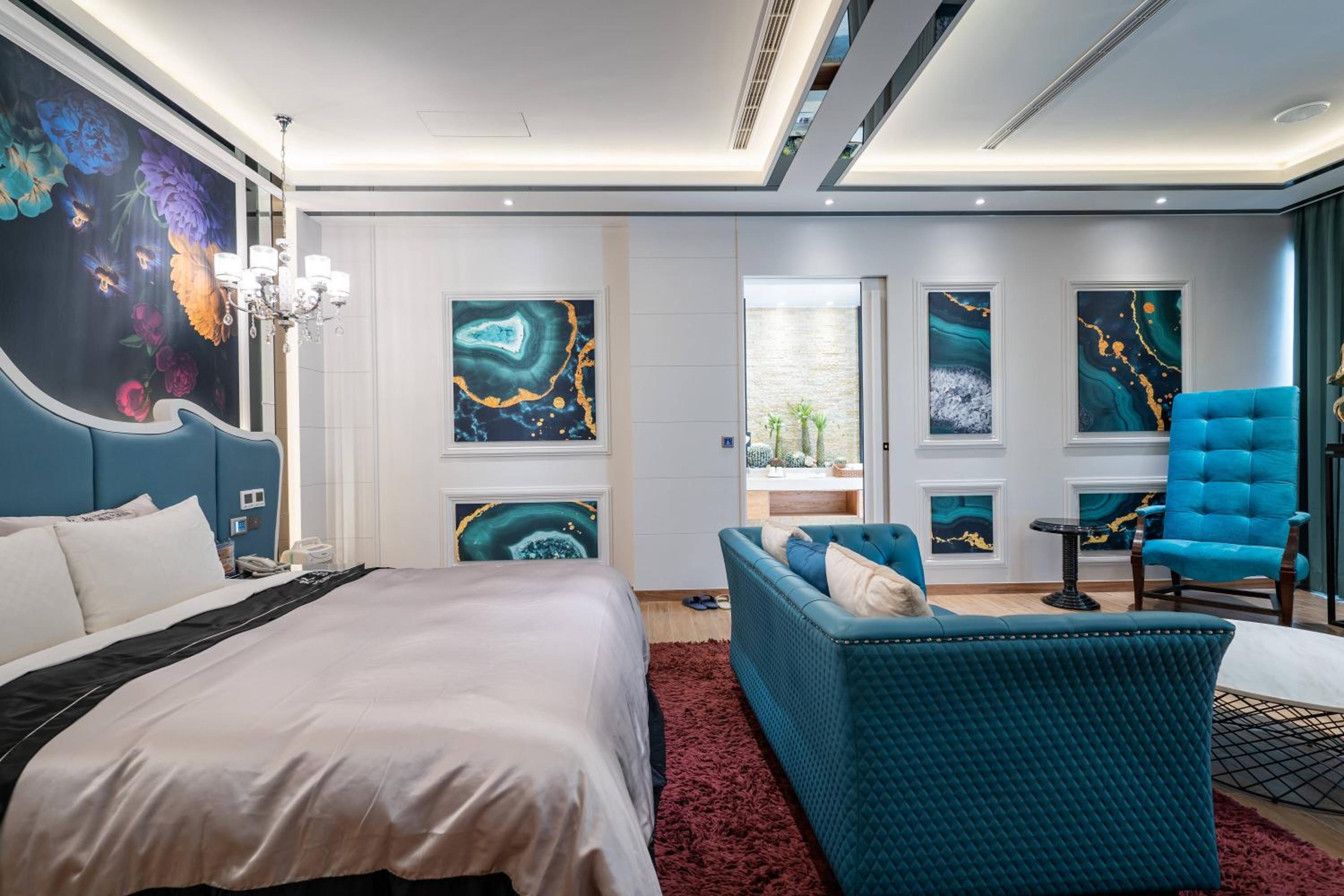 Deluxe Double Room (Check-in after 18:00) - Photo 2