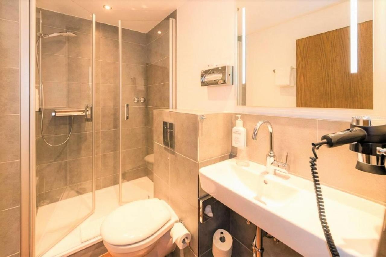Deluxe Double Or Twin Room photo 2