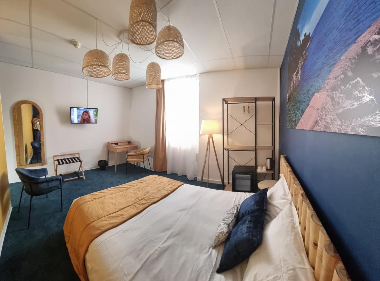 Standard Twin Room photo 2