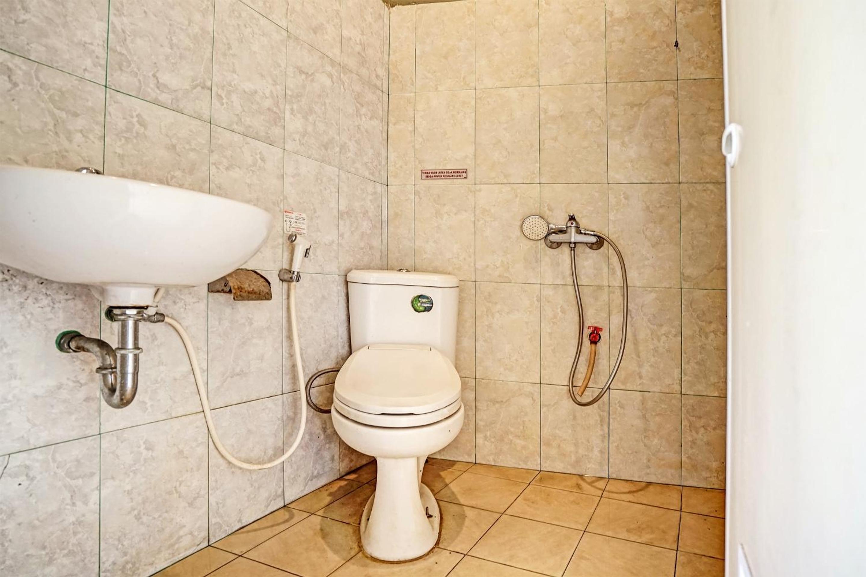 Deluxe King Room photo 2