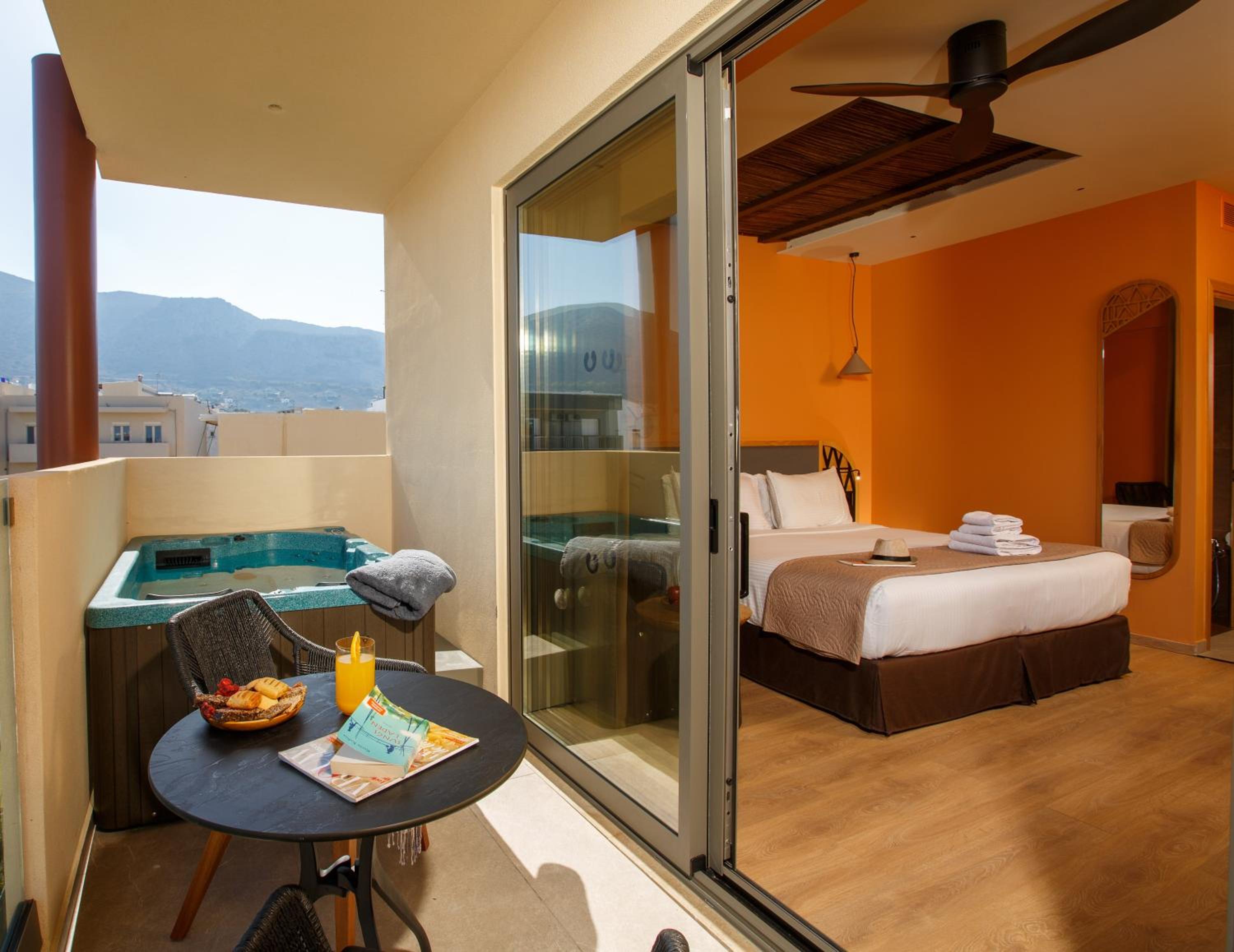 Wellness Jacuzzi Suite - Photo 2