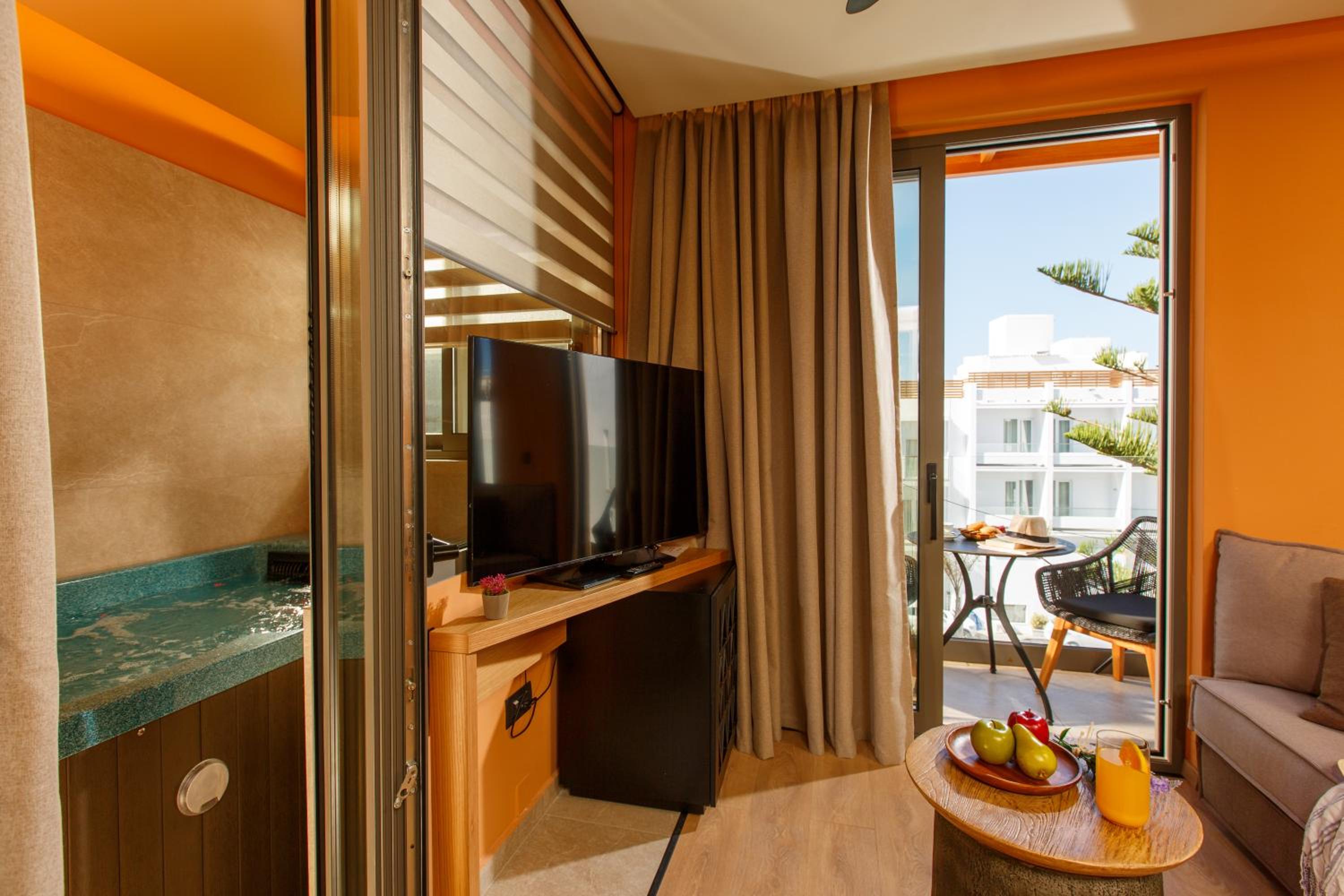 Wellness Jacuzzi Suite - Photo 7