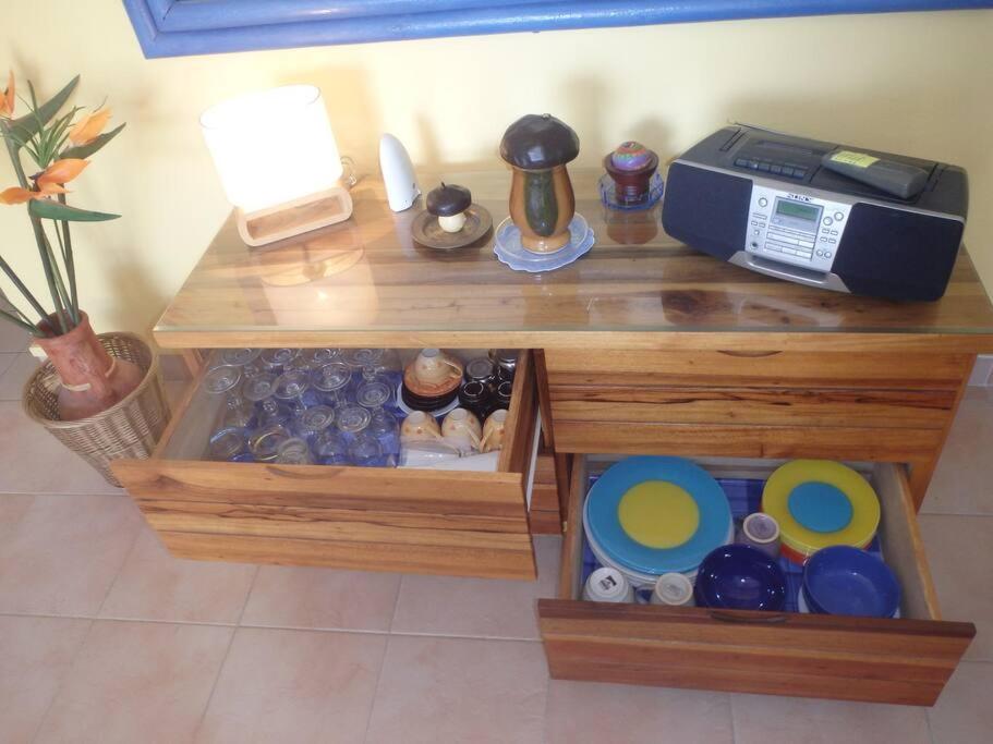 Studio Apartment with Sea View photo 2