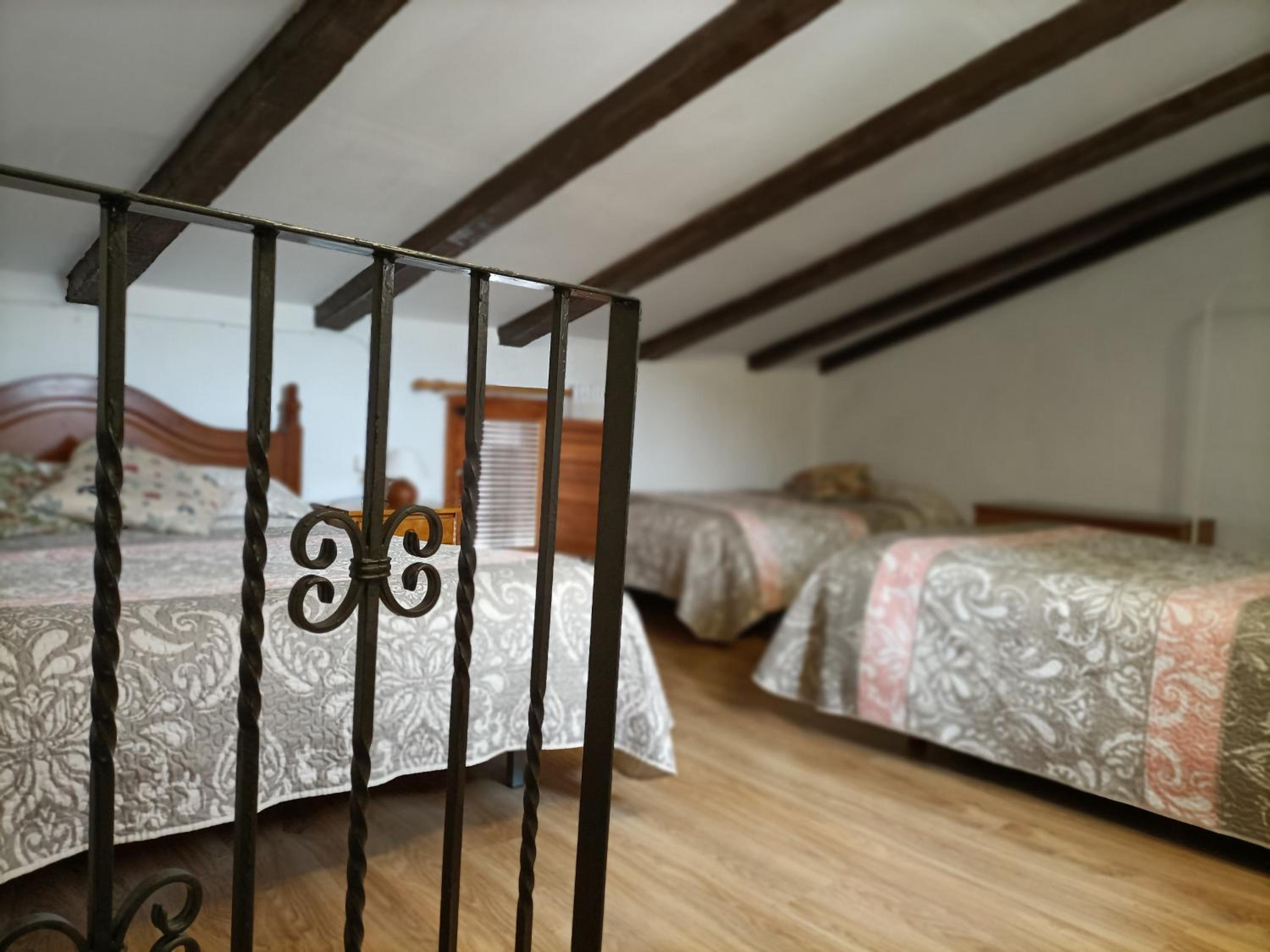 Casa de cinco habitaciones