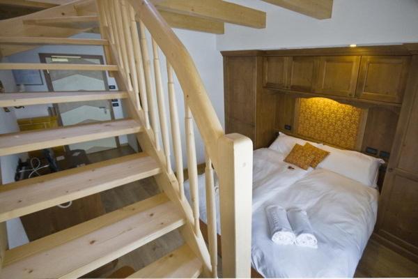 Quadruple Room with Balcony photo 3