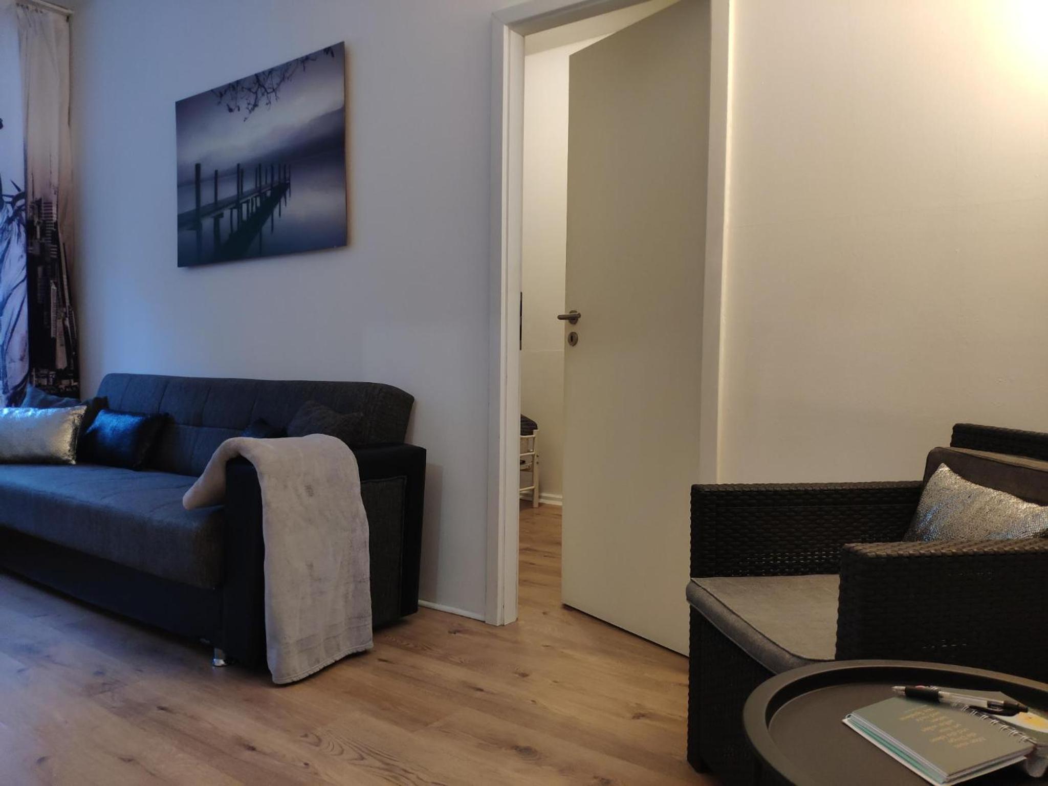 One-Bedroom Apartment photo 1