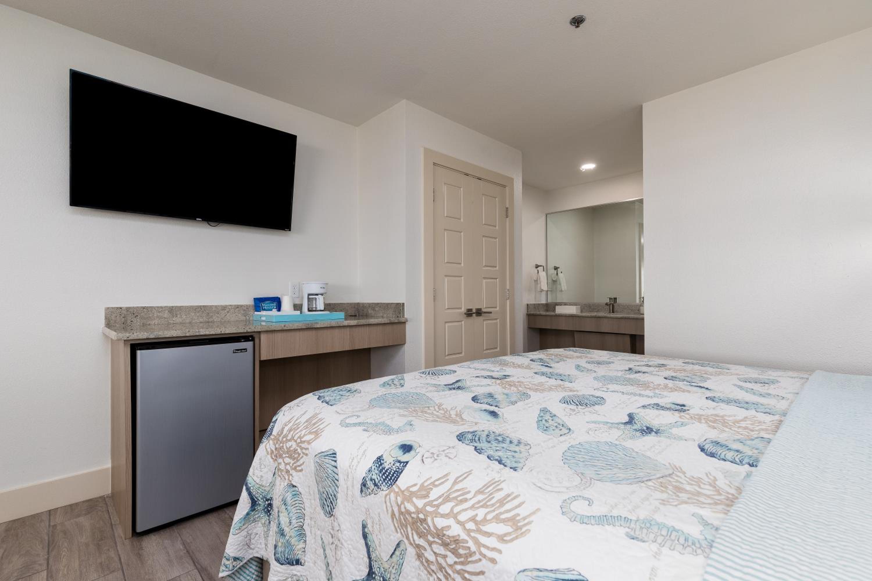 Deluxe King Room photo 3