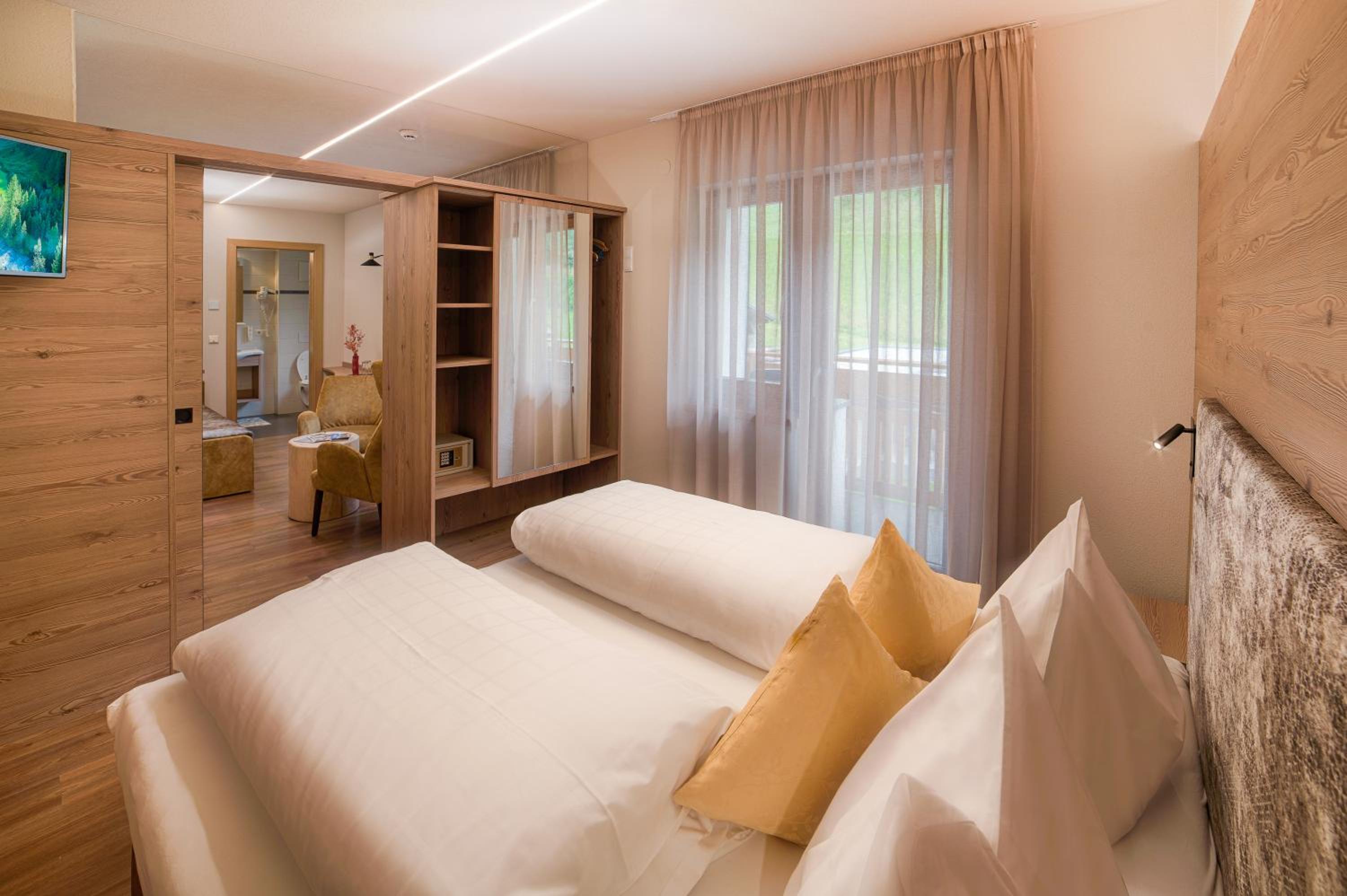 Double or Twin Room photo 1