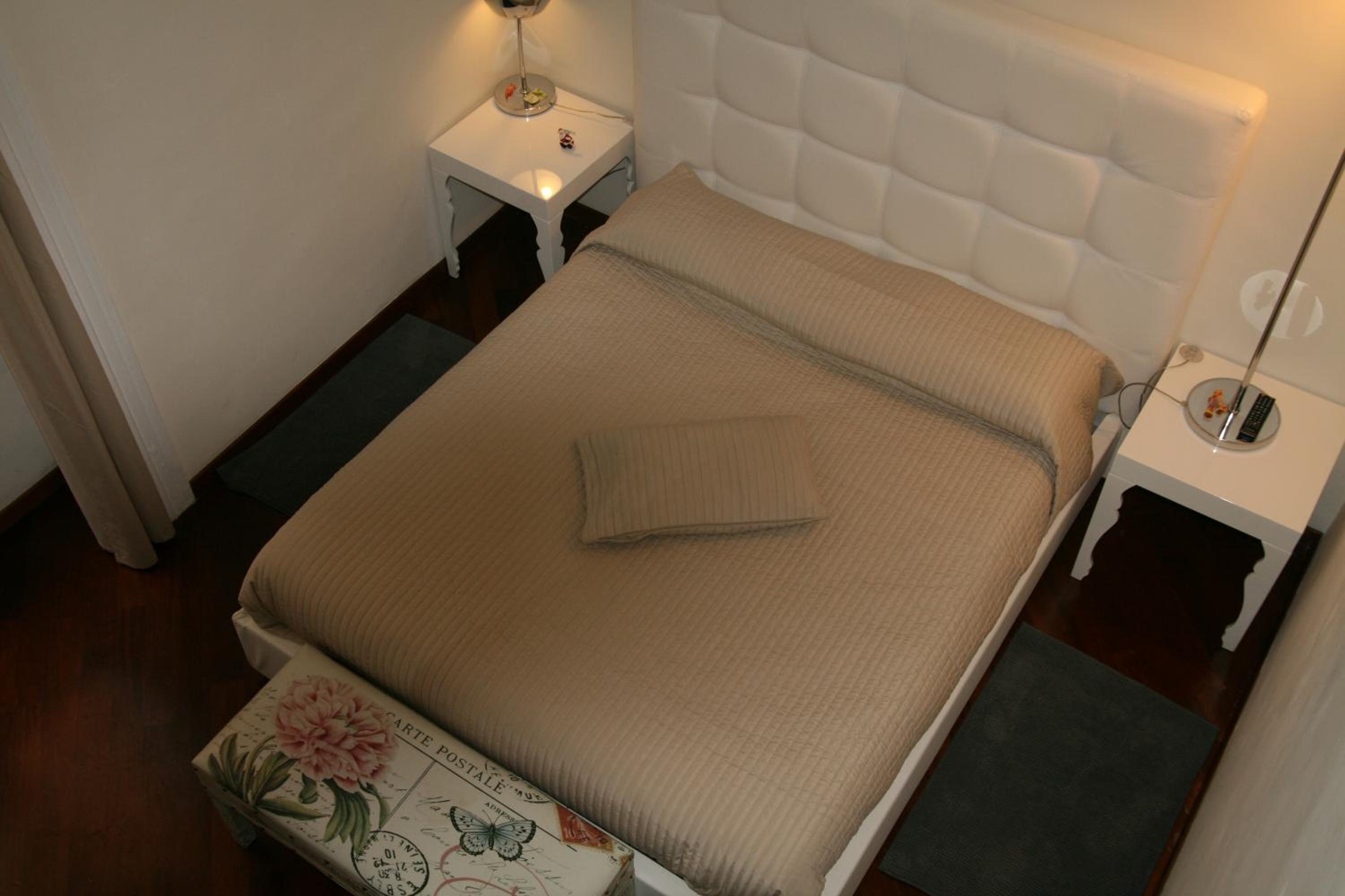One-Bedroom Apartment - Separate Building - Photo 5