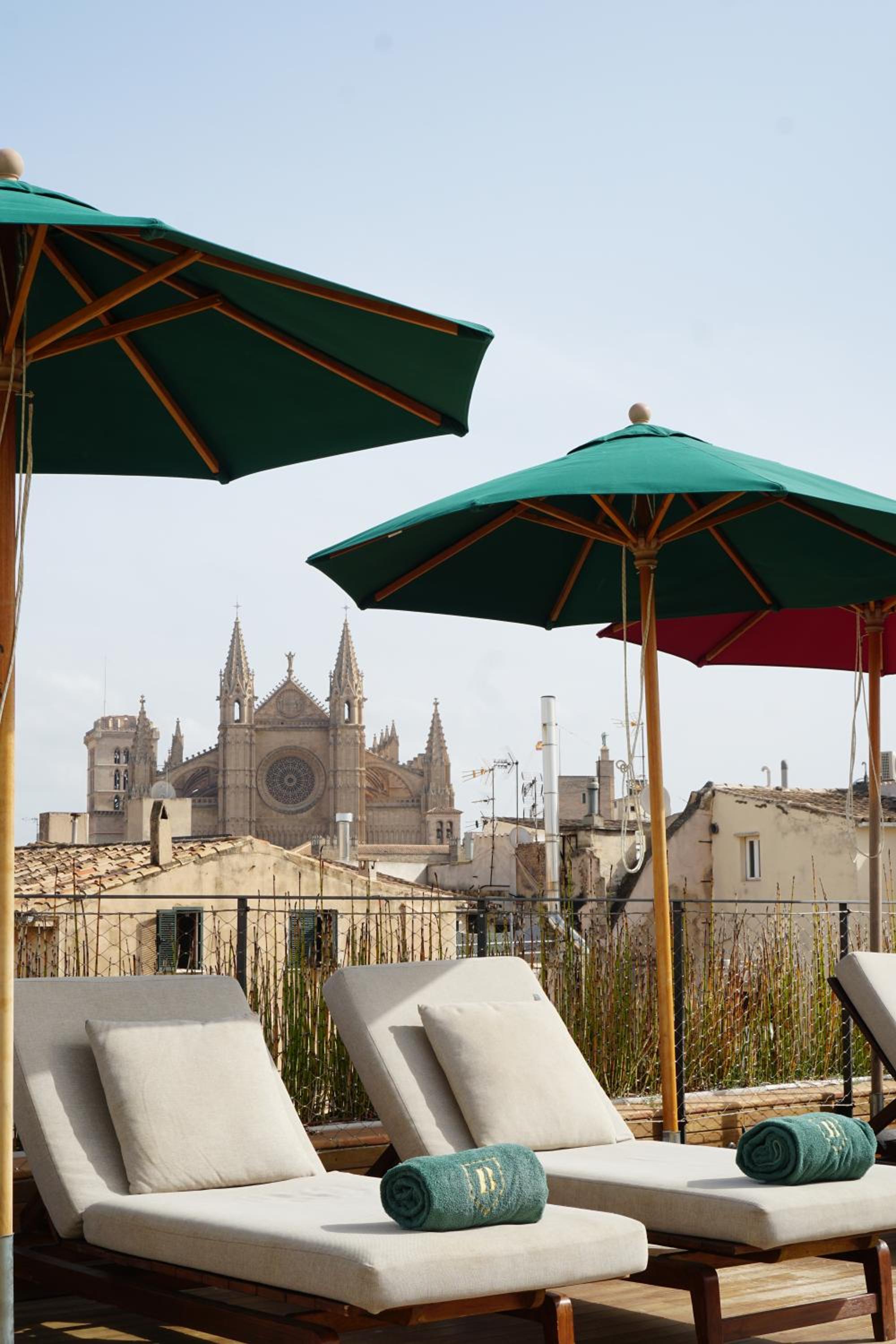 Suite with Hottub and Terrace - Rooftop thumbnail 6