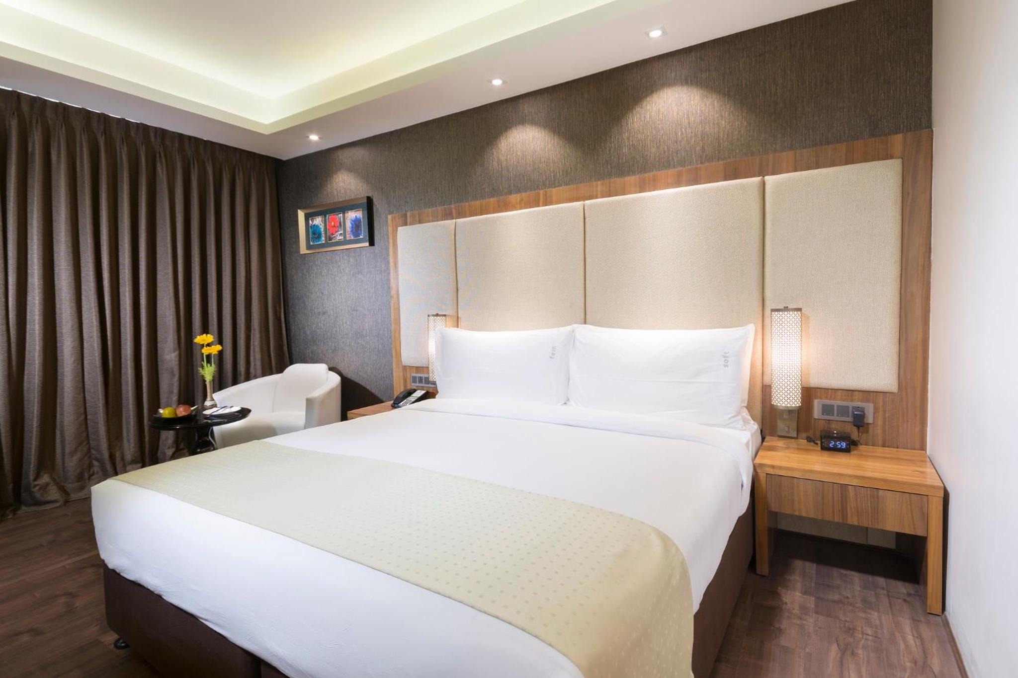 Standard King Room