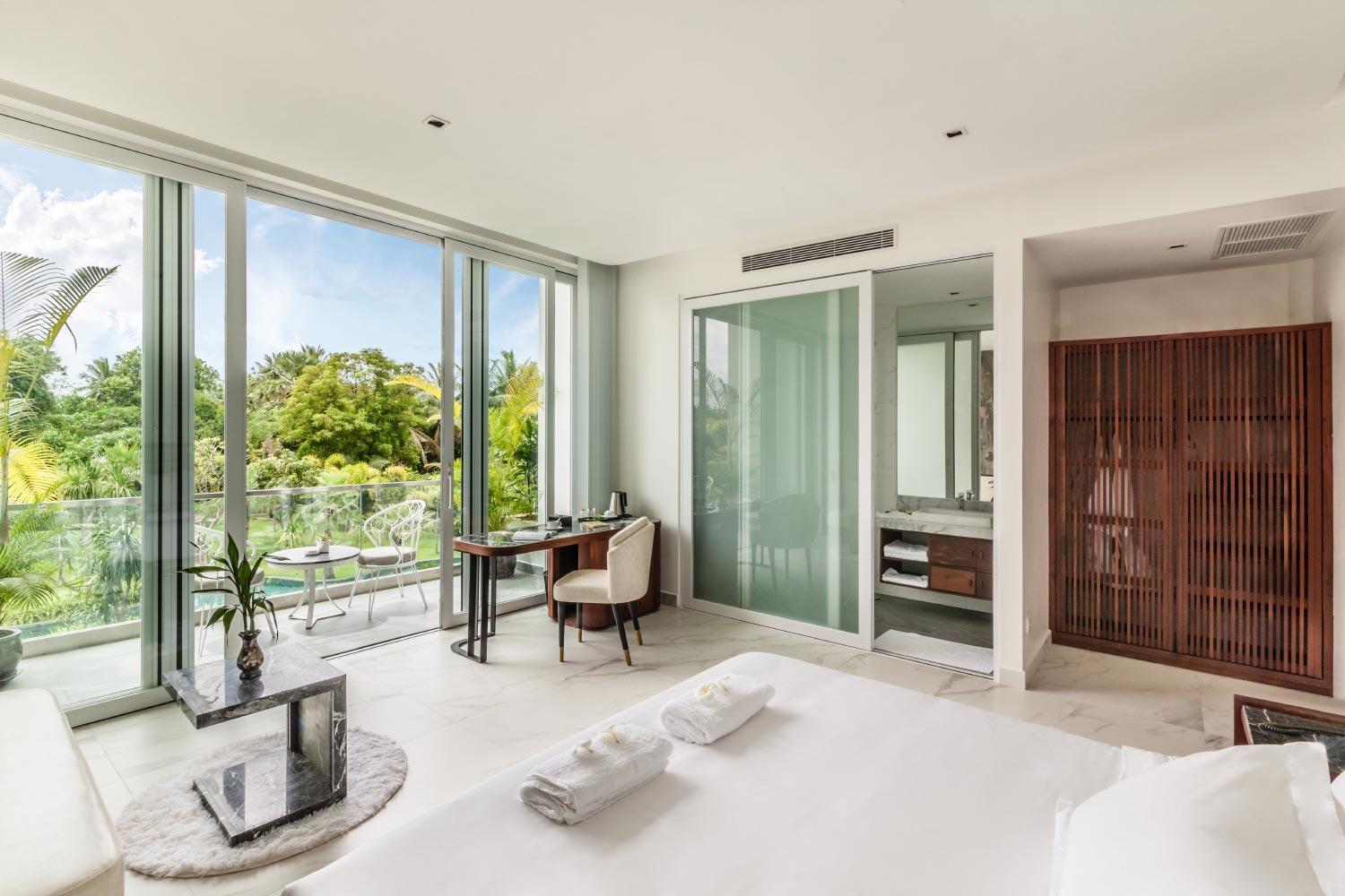 Double Room with Pool View