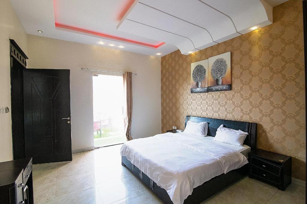 One-Bedroom Chalet
