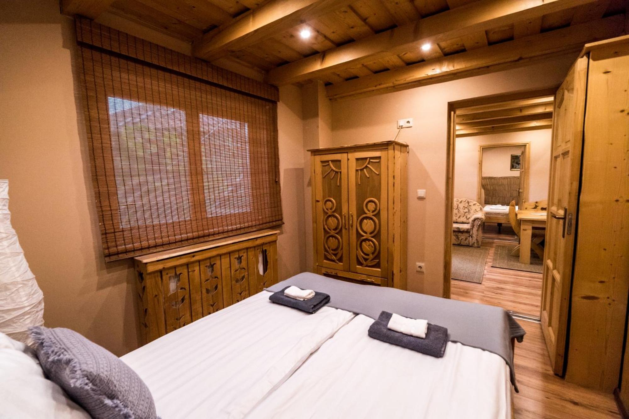 Three-Bedroom Apartment - Photo 13
