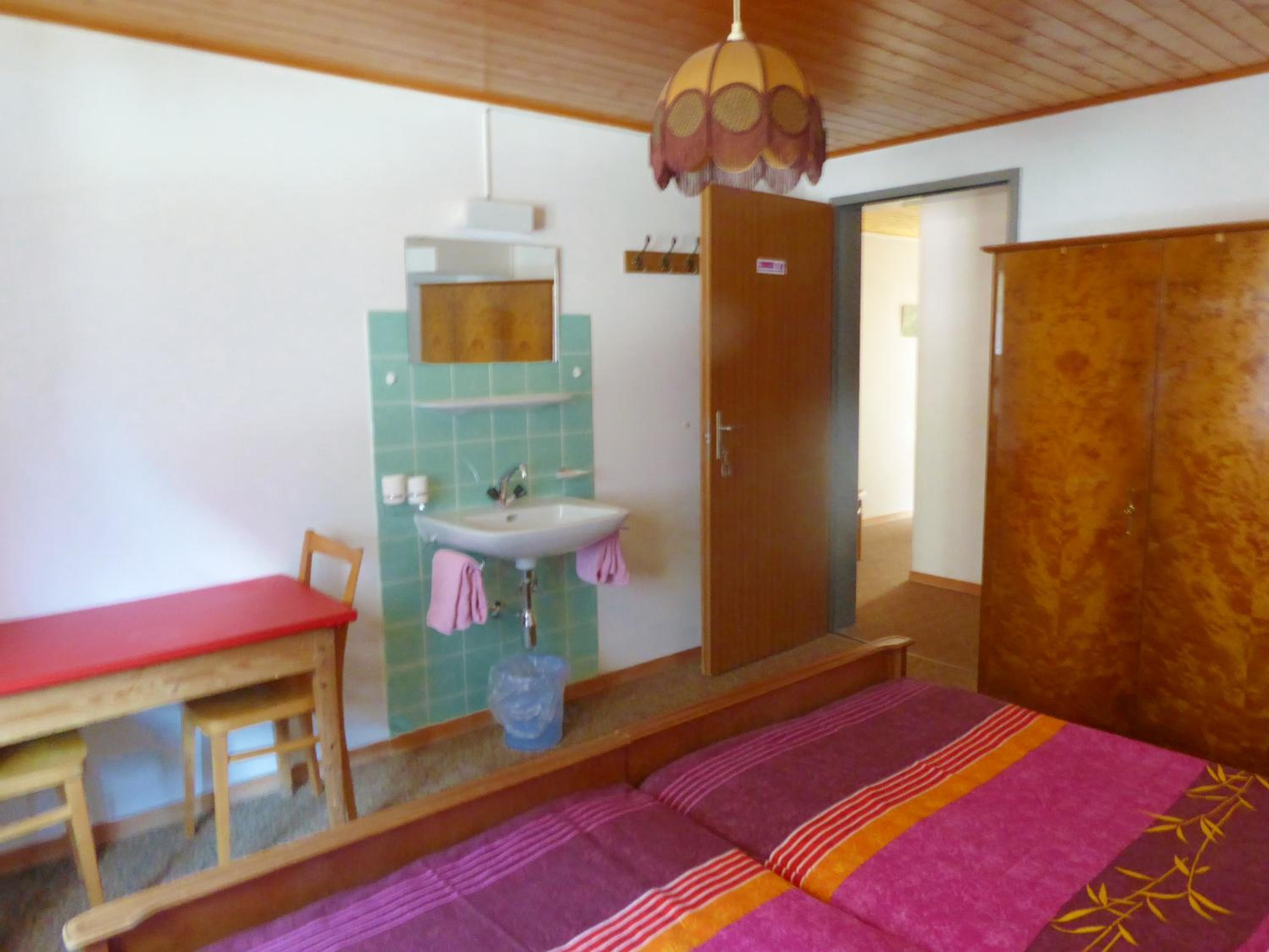 Large Single Room photo 1