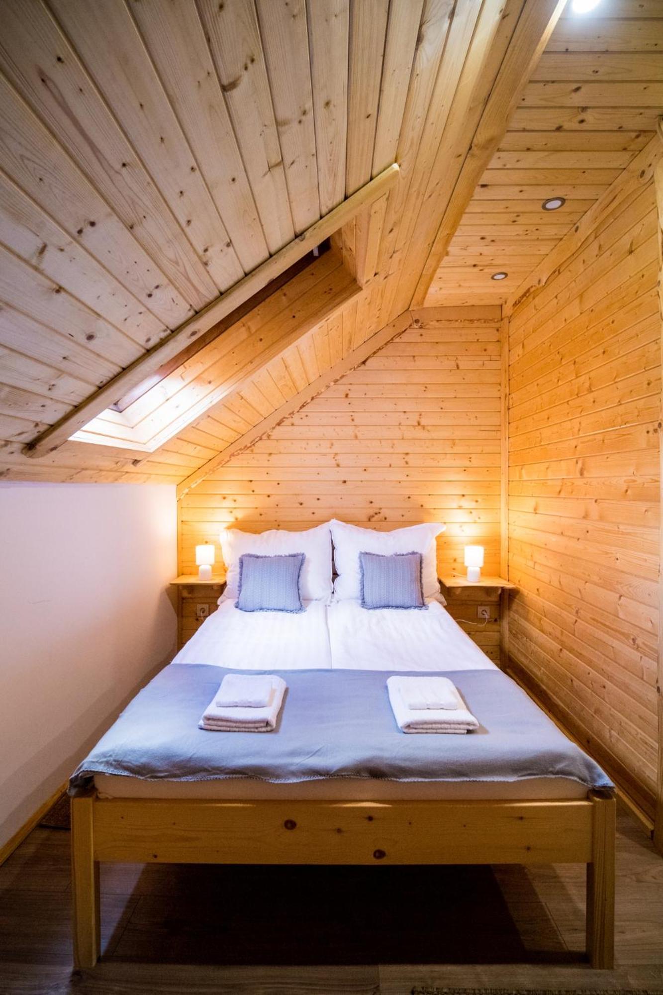Standard Queen Room - Photo 3
