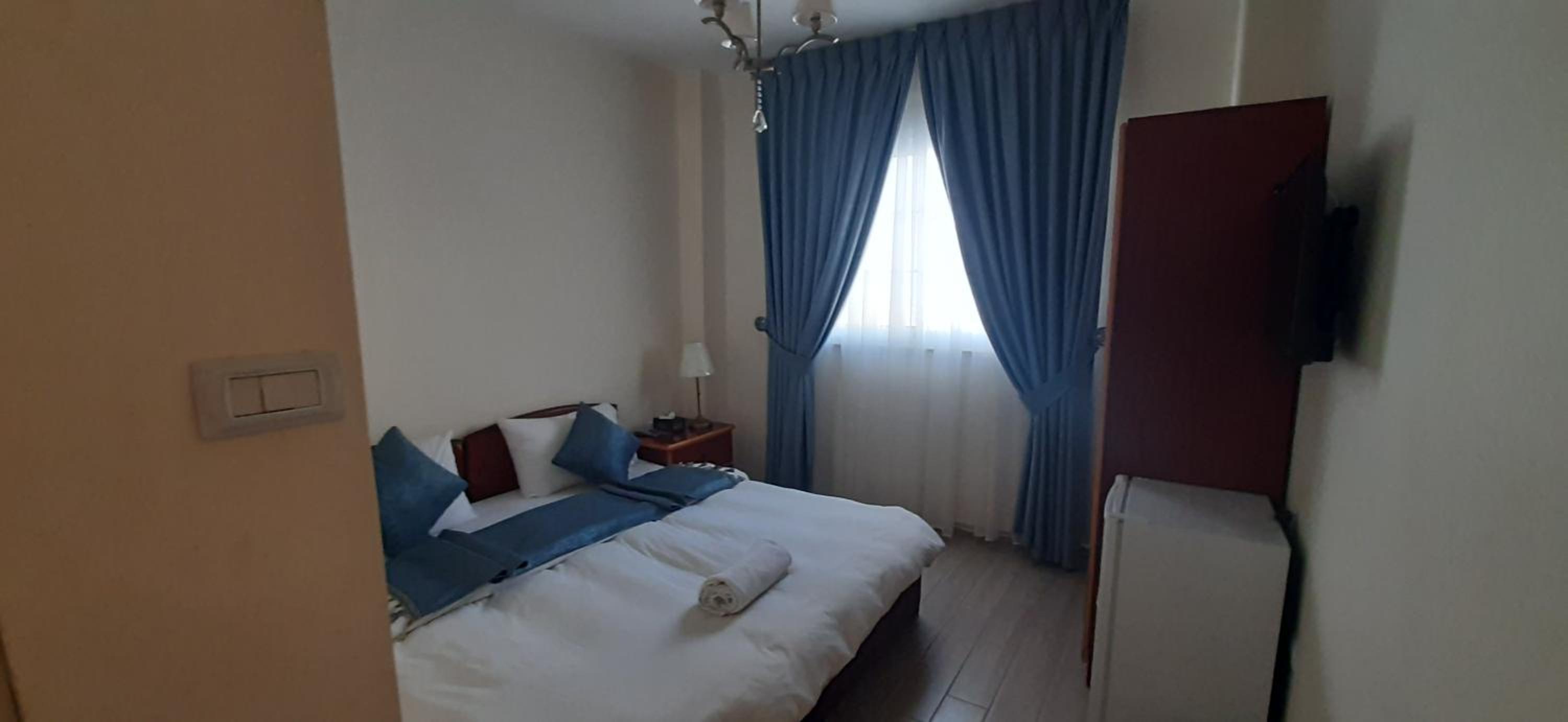 Deluxe Double or Twin Room - Photo 7