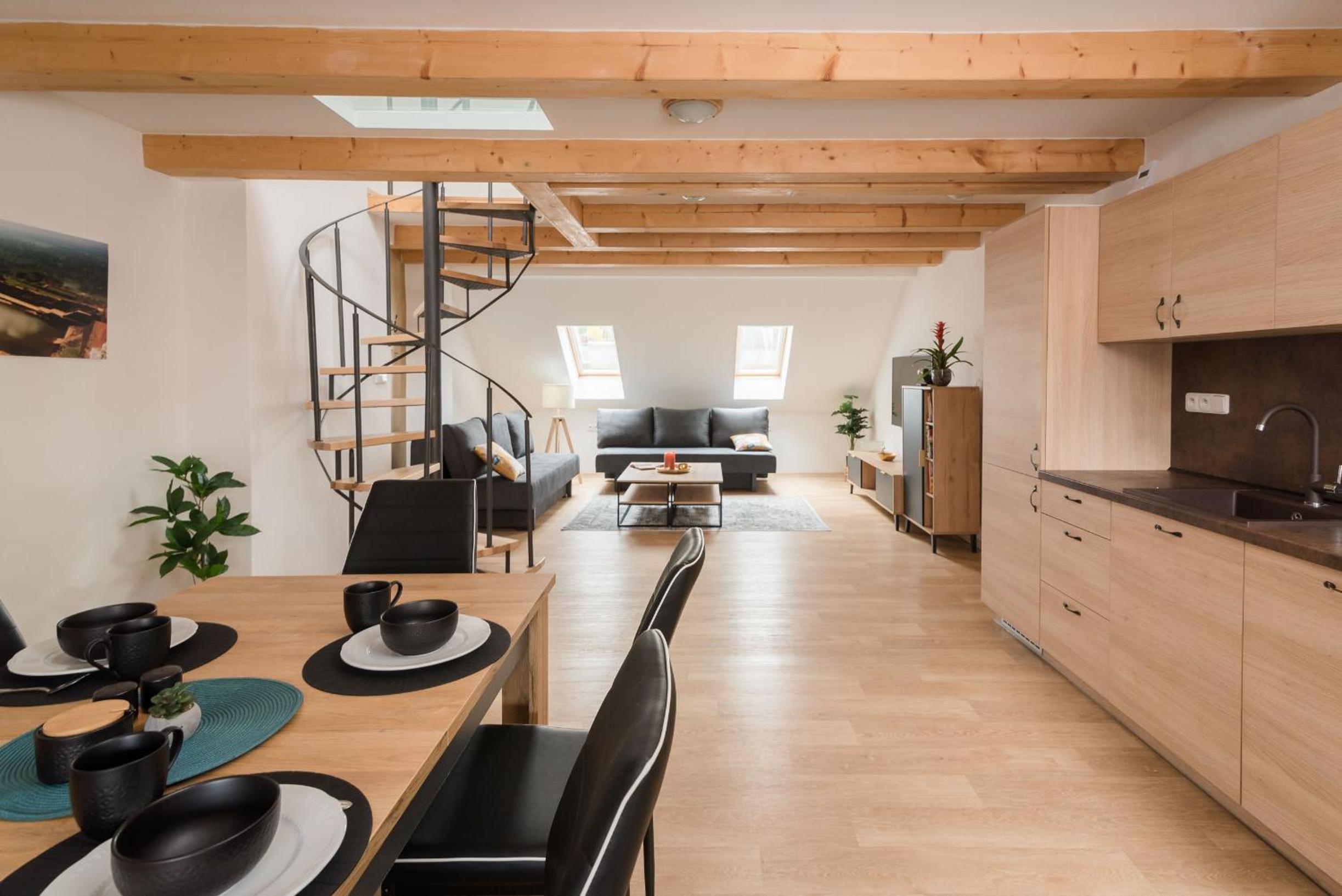 Maisonette - Photo 1