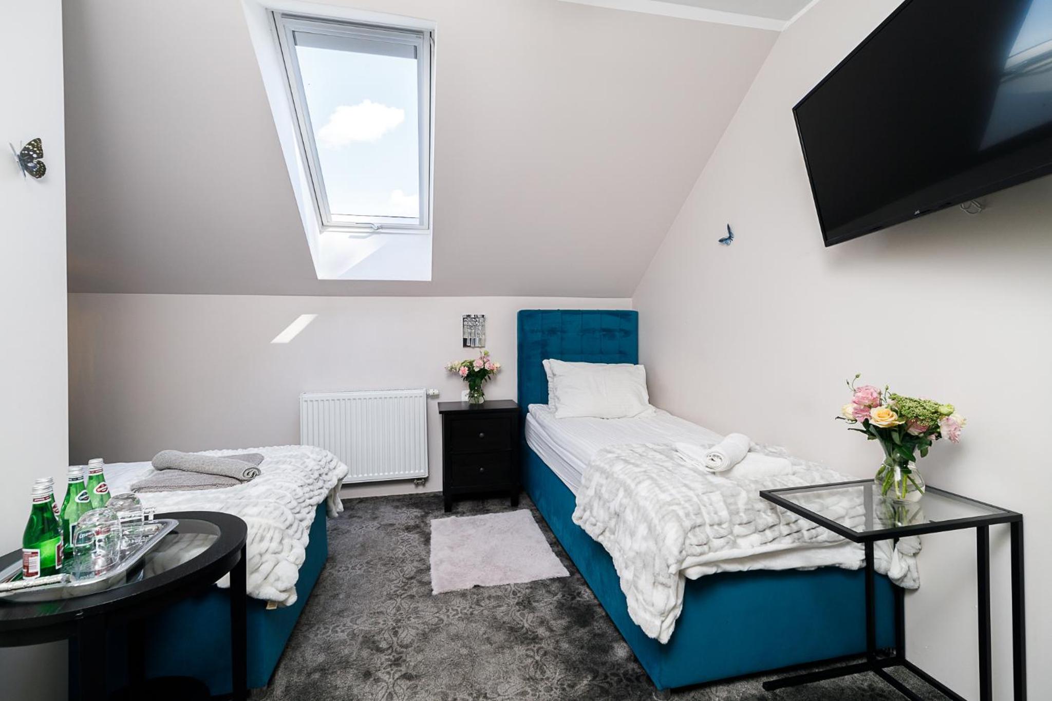 Superior Twin Room - Photo 2