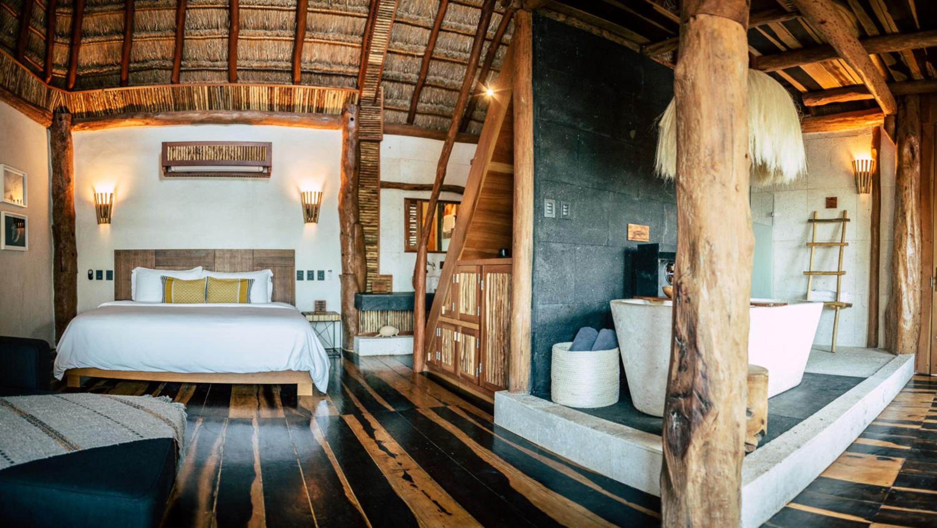 Junior Suite with Sea View - Photo 2