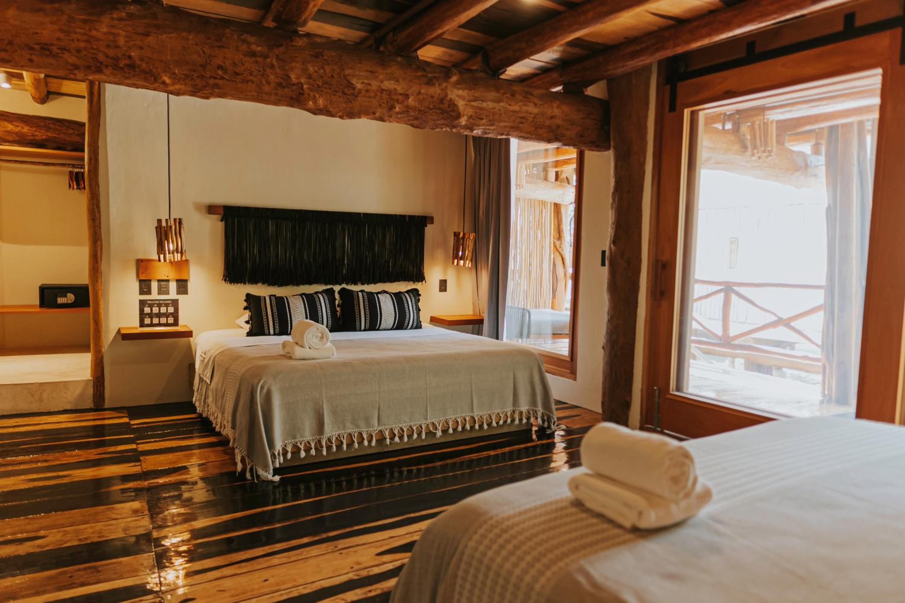 Standard Double Suite - Photo 14