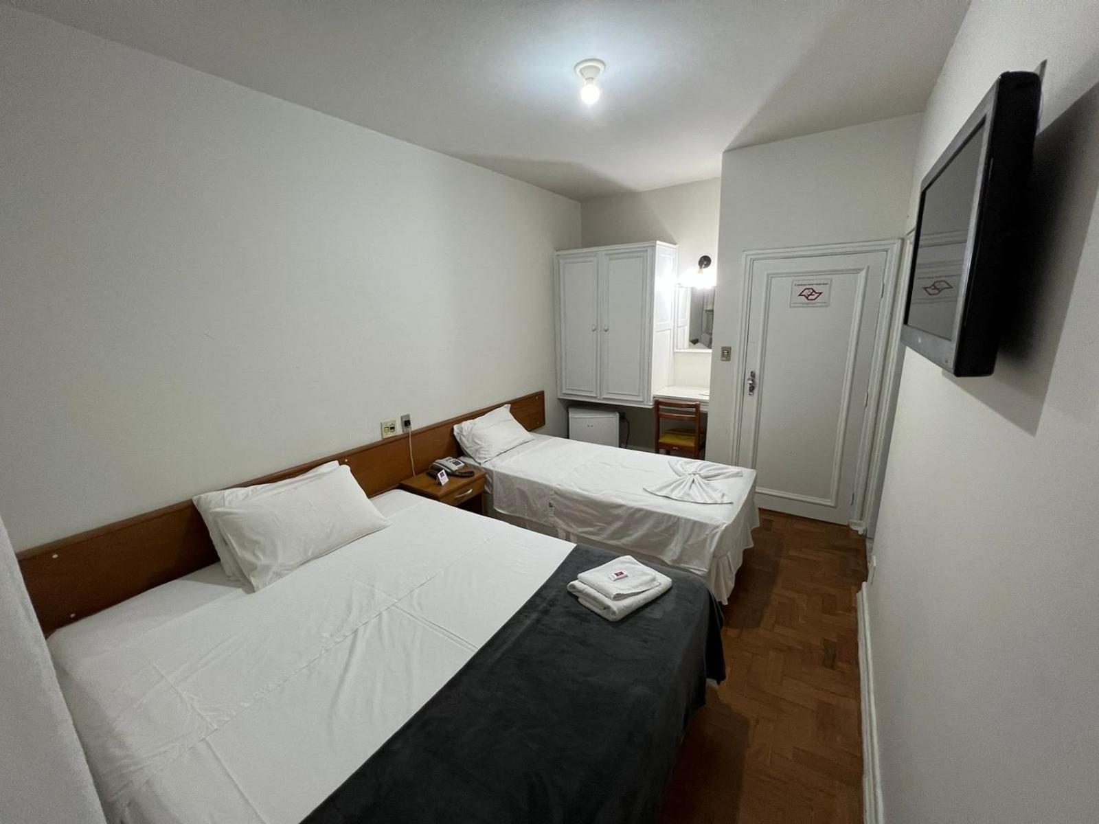 Standard Triple Room photo 3