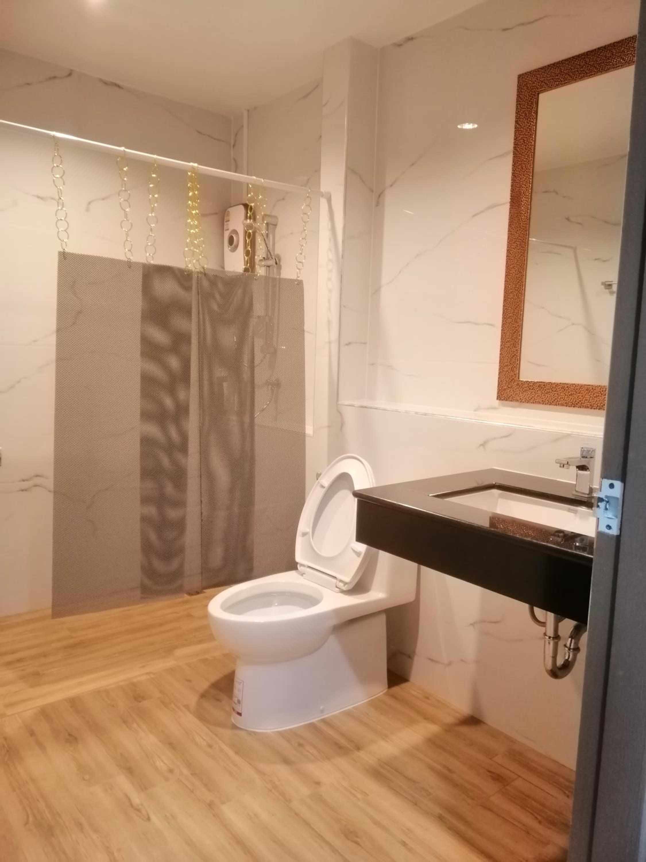 Standard Double or Twin Room - Photo 5