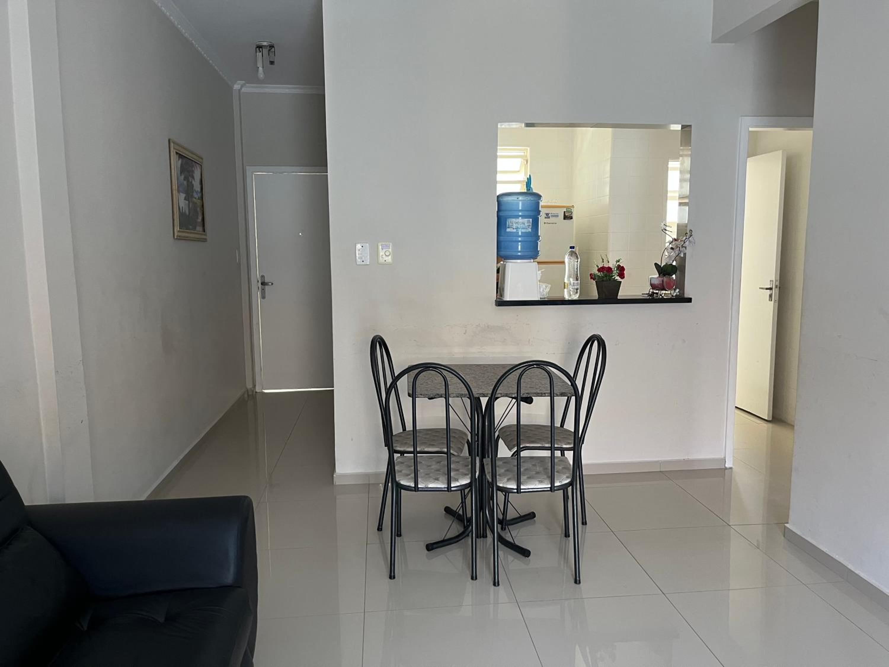 One-Bedroom Apartment - Photo 10