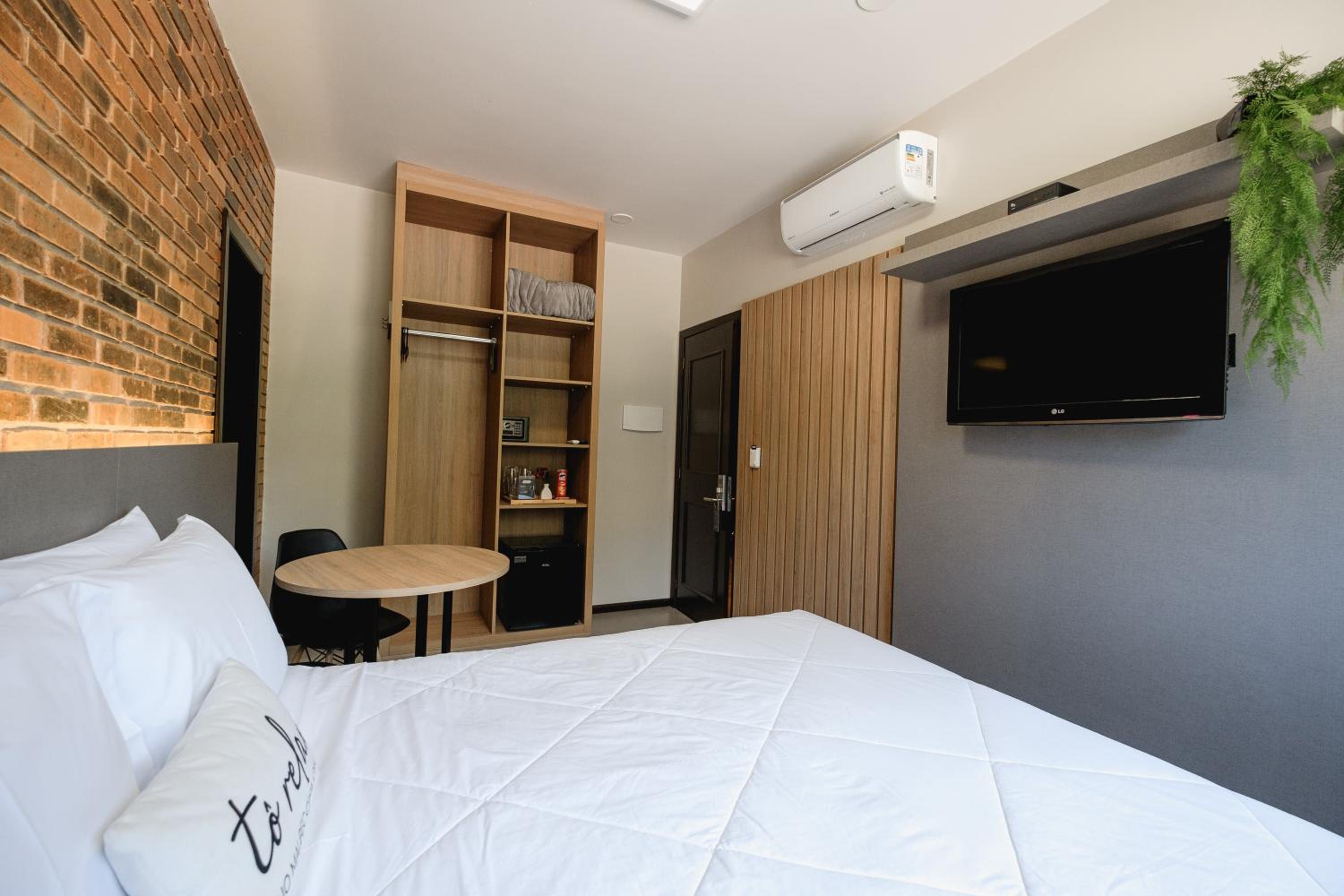 Suite Super Deluxe with Garden View