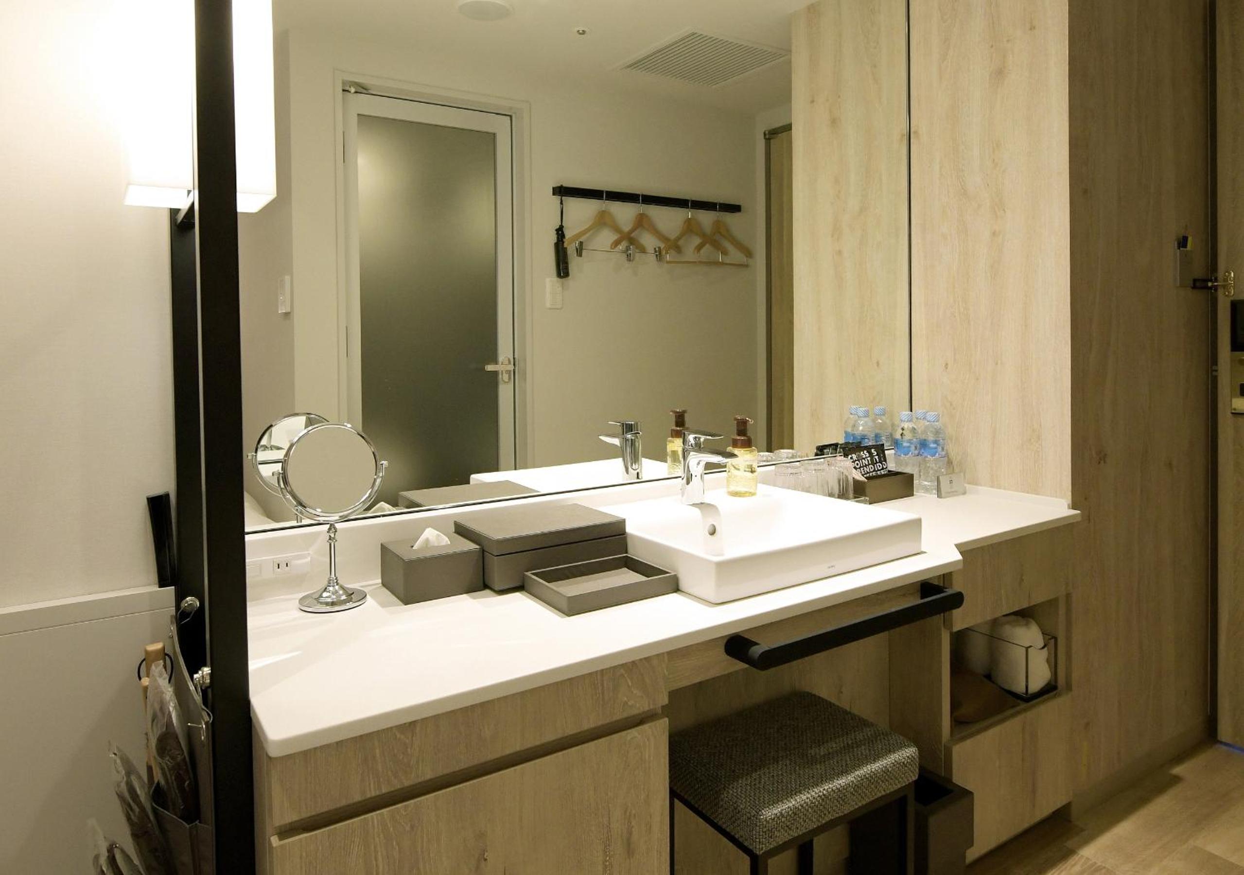 Standard Double Room with Shower - Non-Smoking - Photo 20