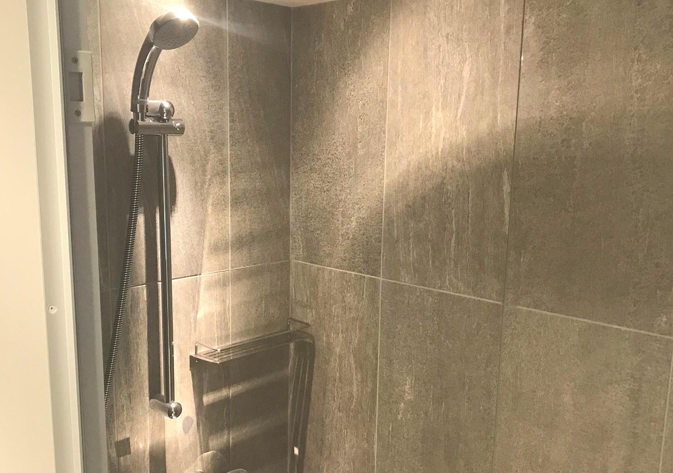 Standard Double Room with Shower - Non-Smoking - Photo 22
