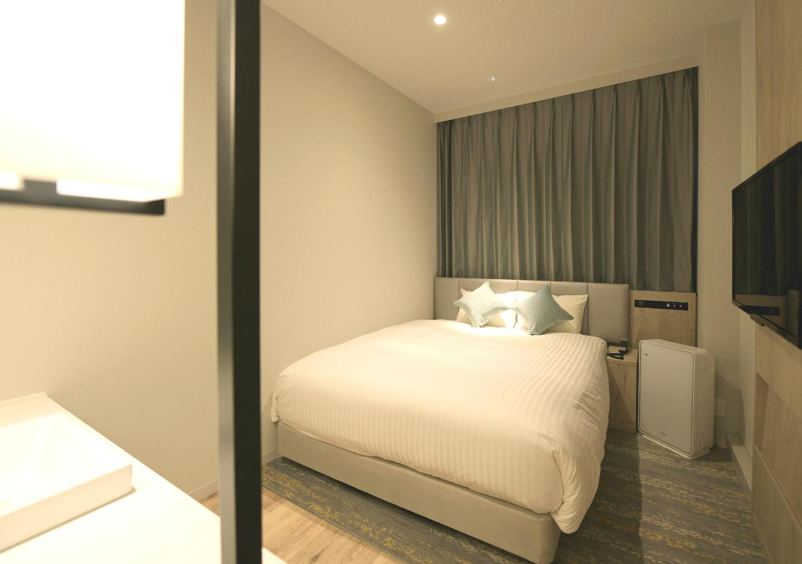 Standard Double Room with Shower - Non-Smoking - Photo 14