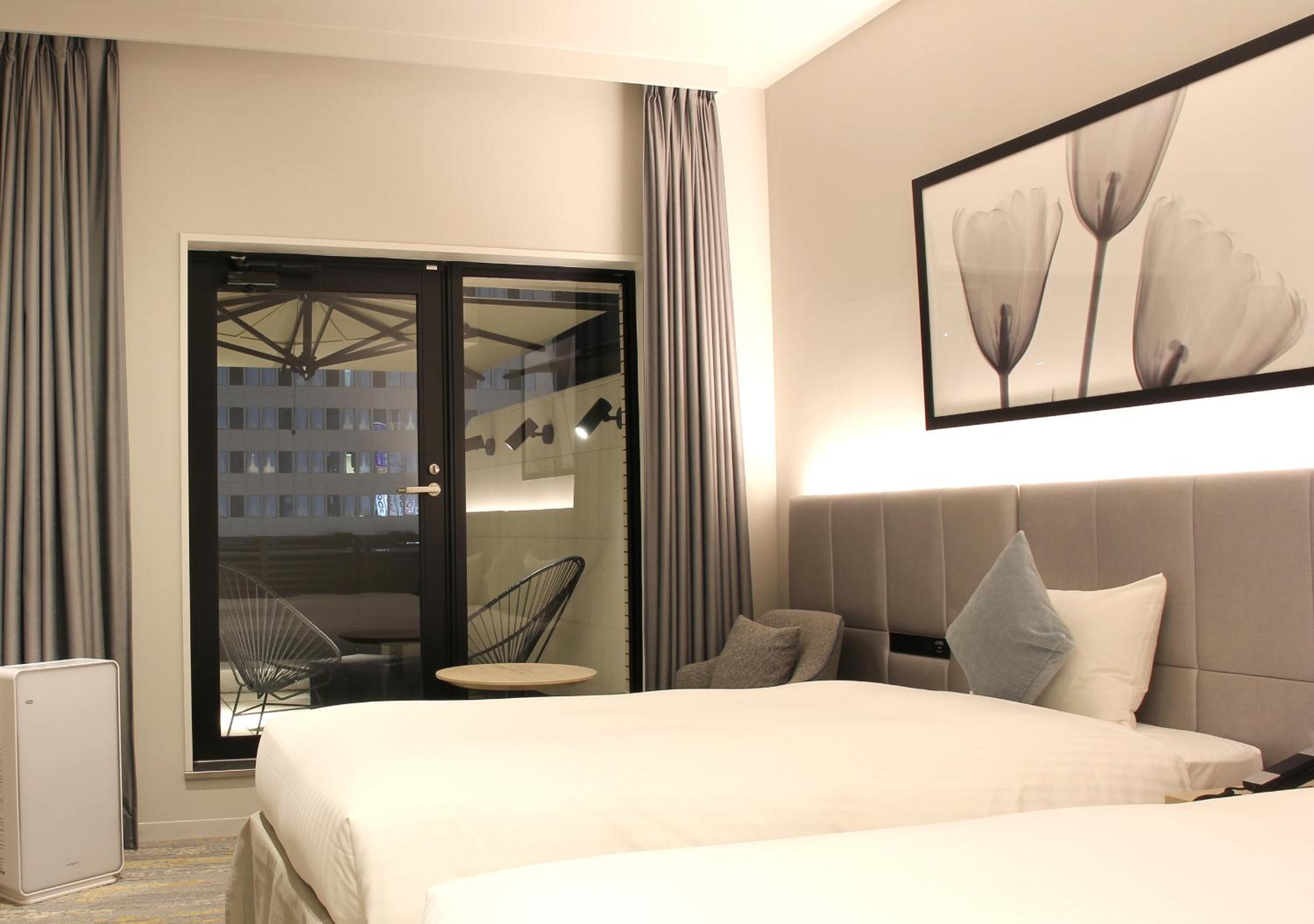 Twin Room with Balcony - Non-Smoking - Photo 5
