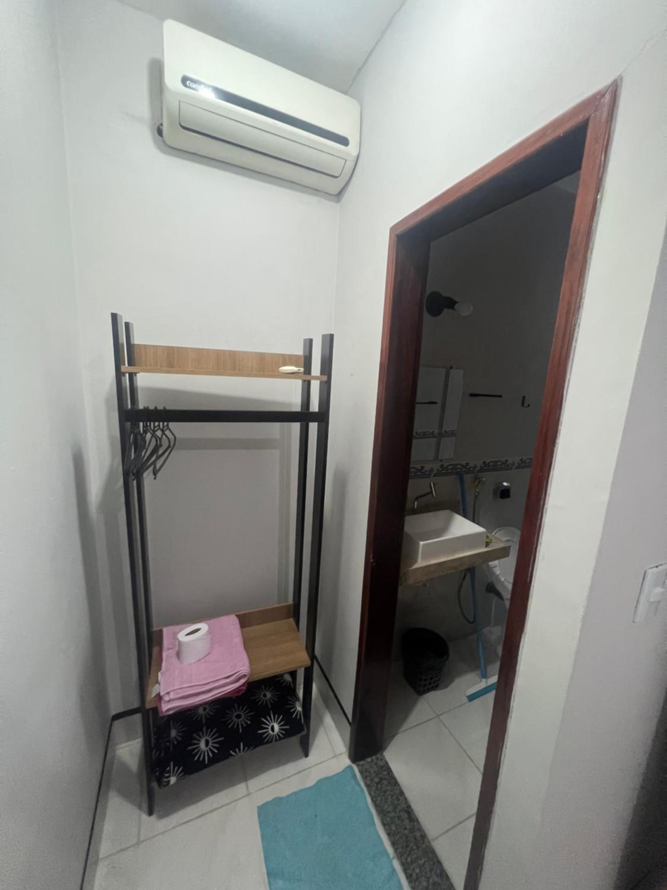 Apartment - Photo 17