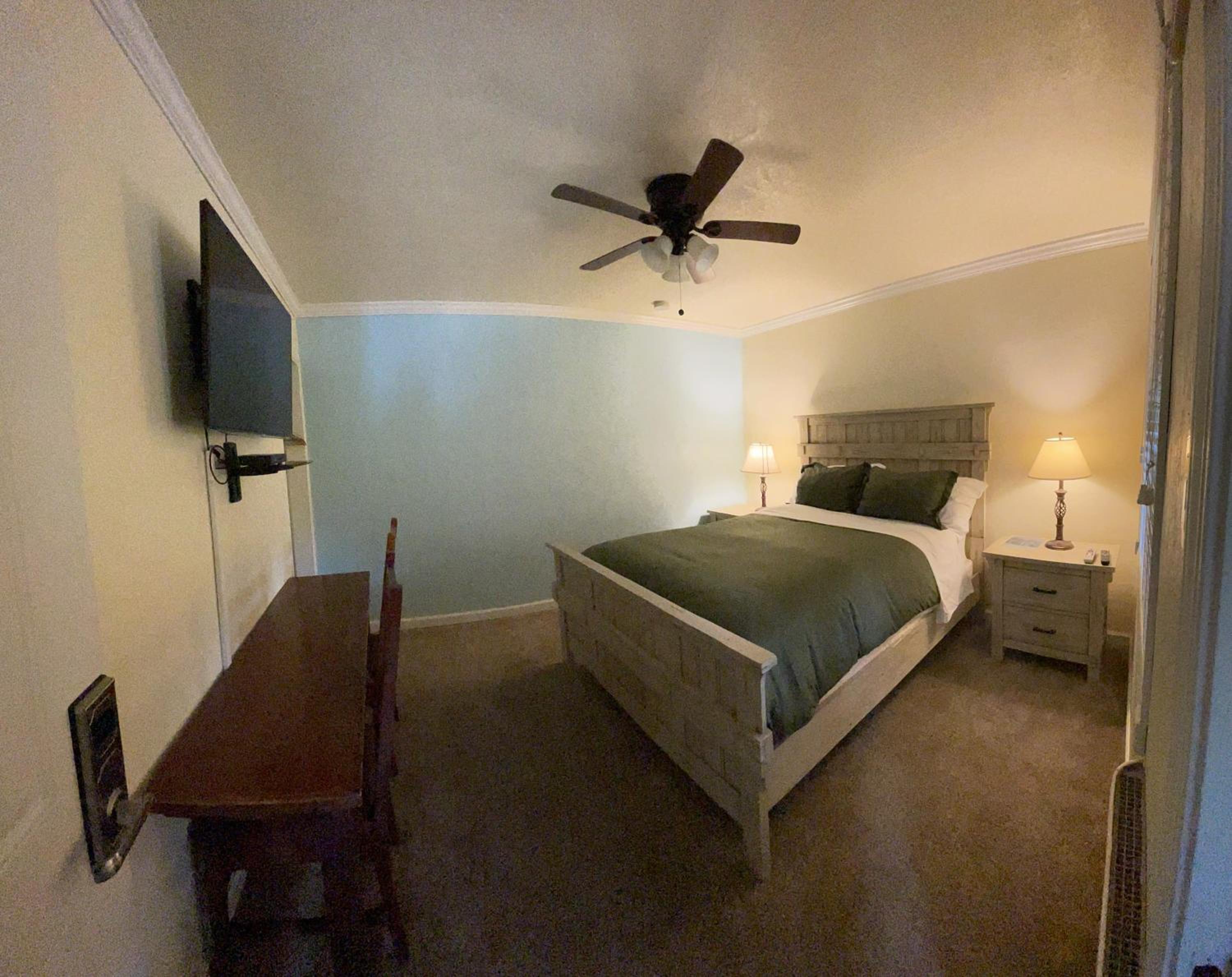 Queen Room
