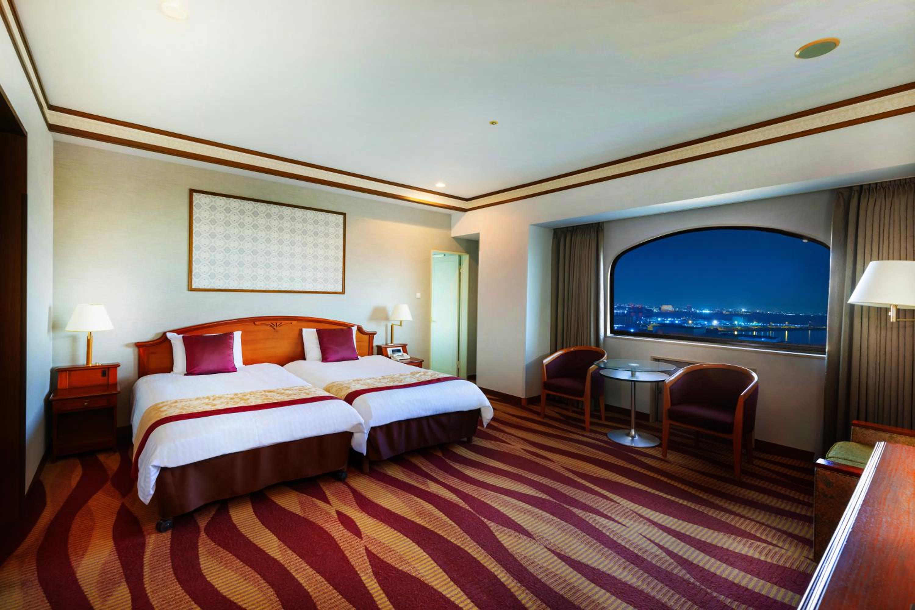 Corner twin room with view bath [nonsmoking] - Photo 1