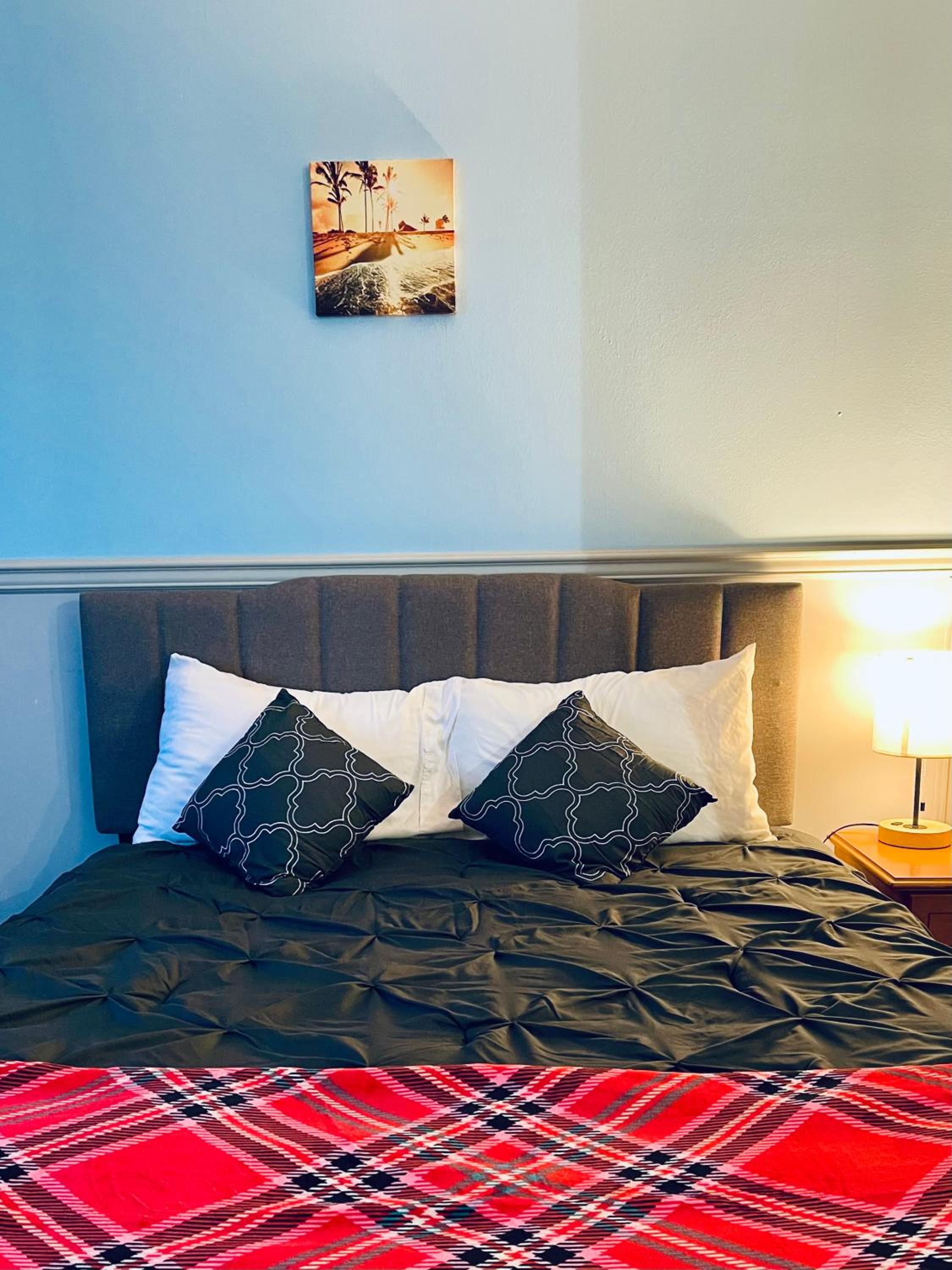 Deluxe Queen Room photo 2